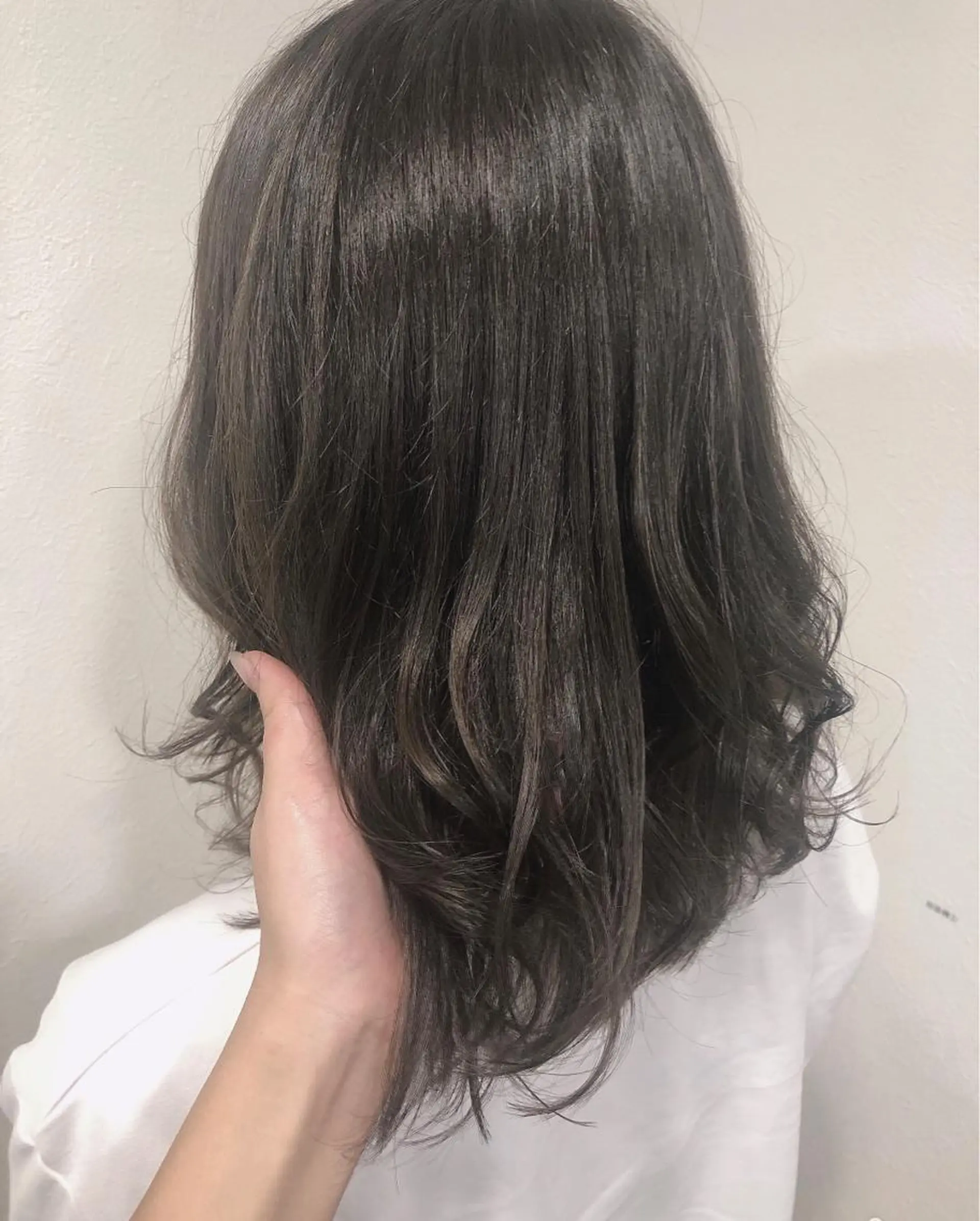 ミディアム 時末侑実 桜井駅のヘアスタイル
