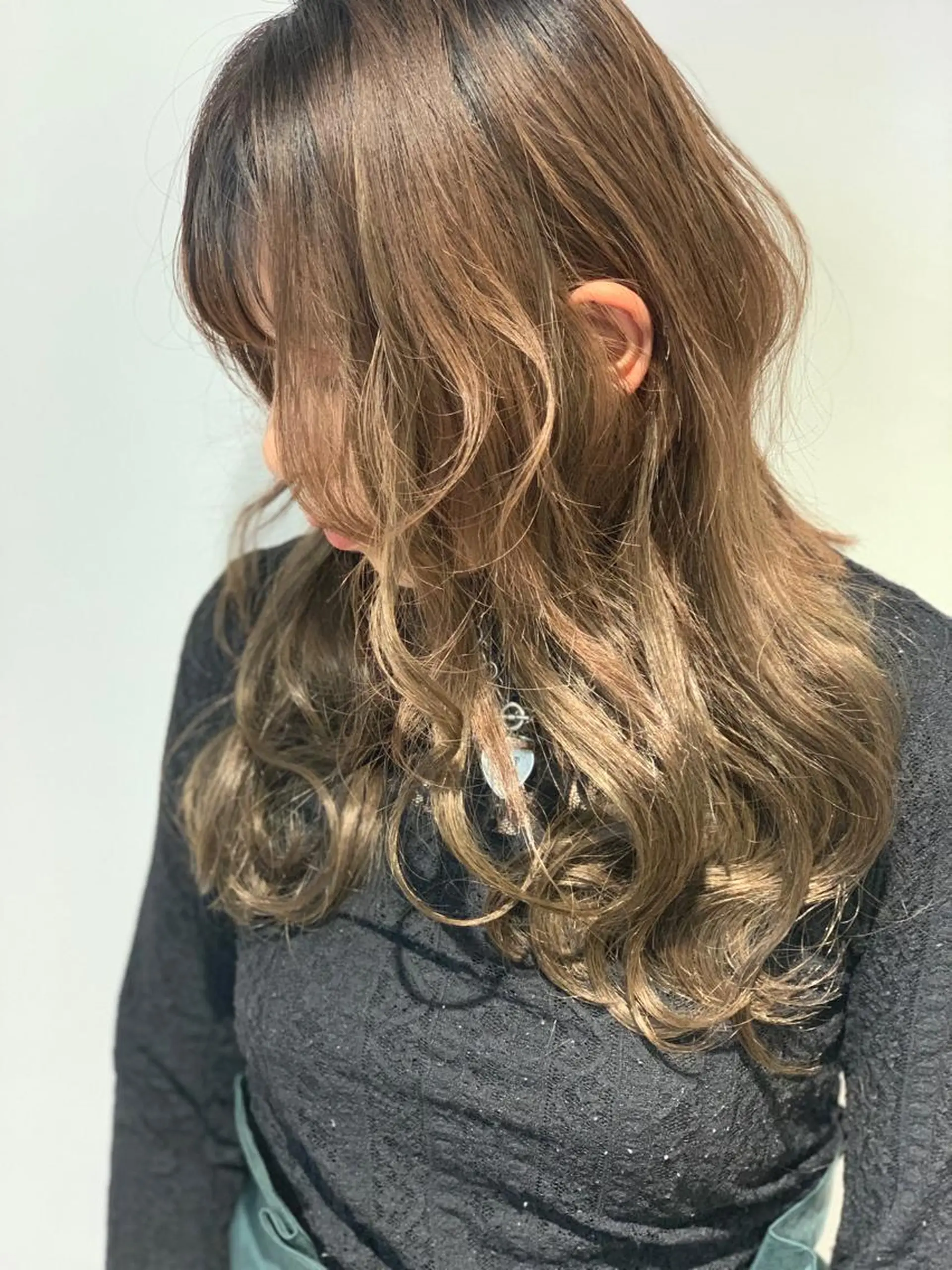 ロング カラー プルエクステ エクステ grow恵比寿【グロウ】髪質改善/ハイライト/ブリーチ/レイヤーカット所属・奥野 貴史　代表　レイヤーのヘアスタイル