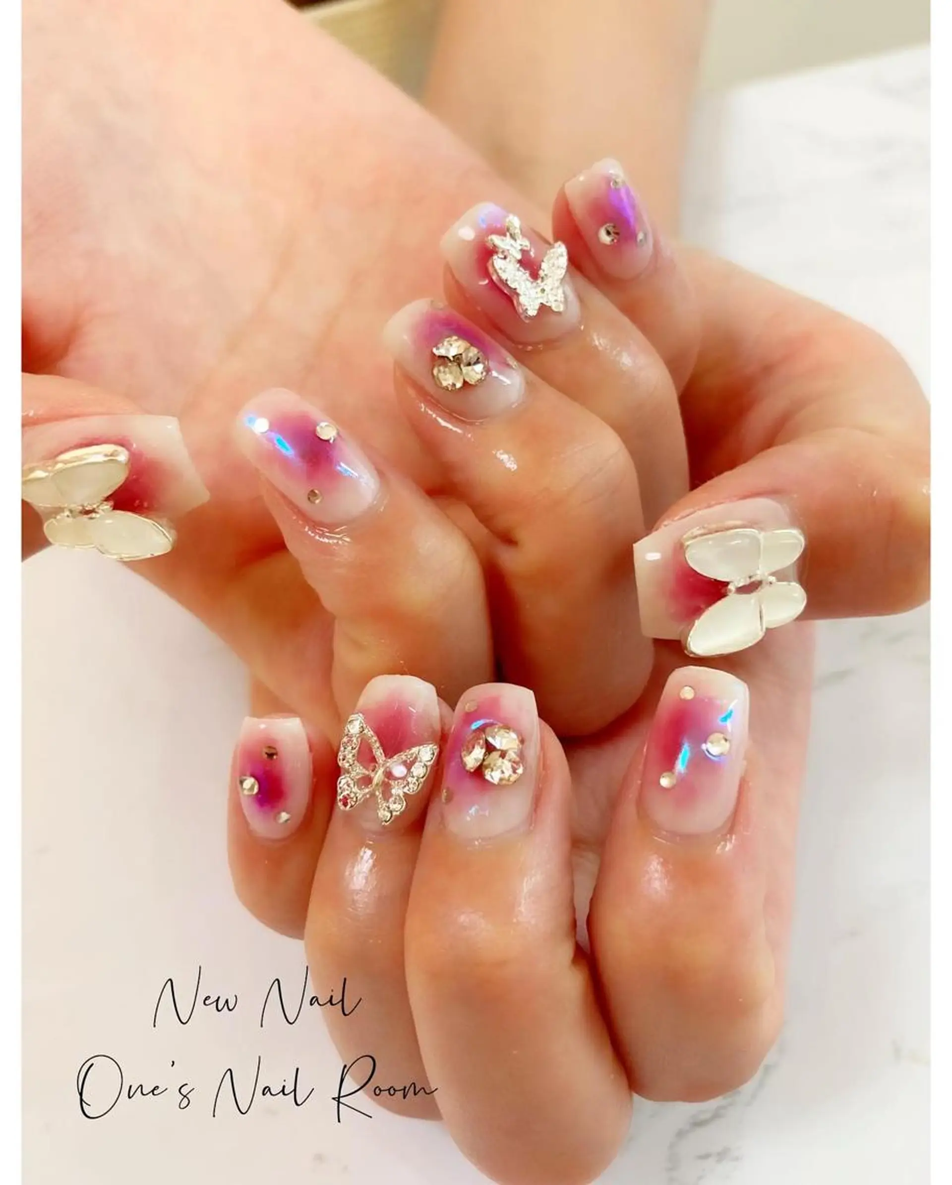 ネイル ハンドネイル One's Nail Roomのネイルデザイン