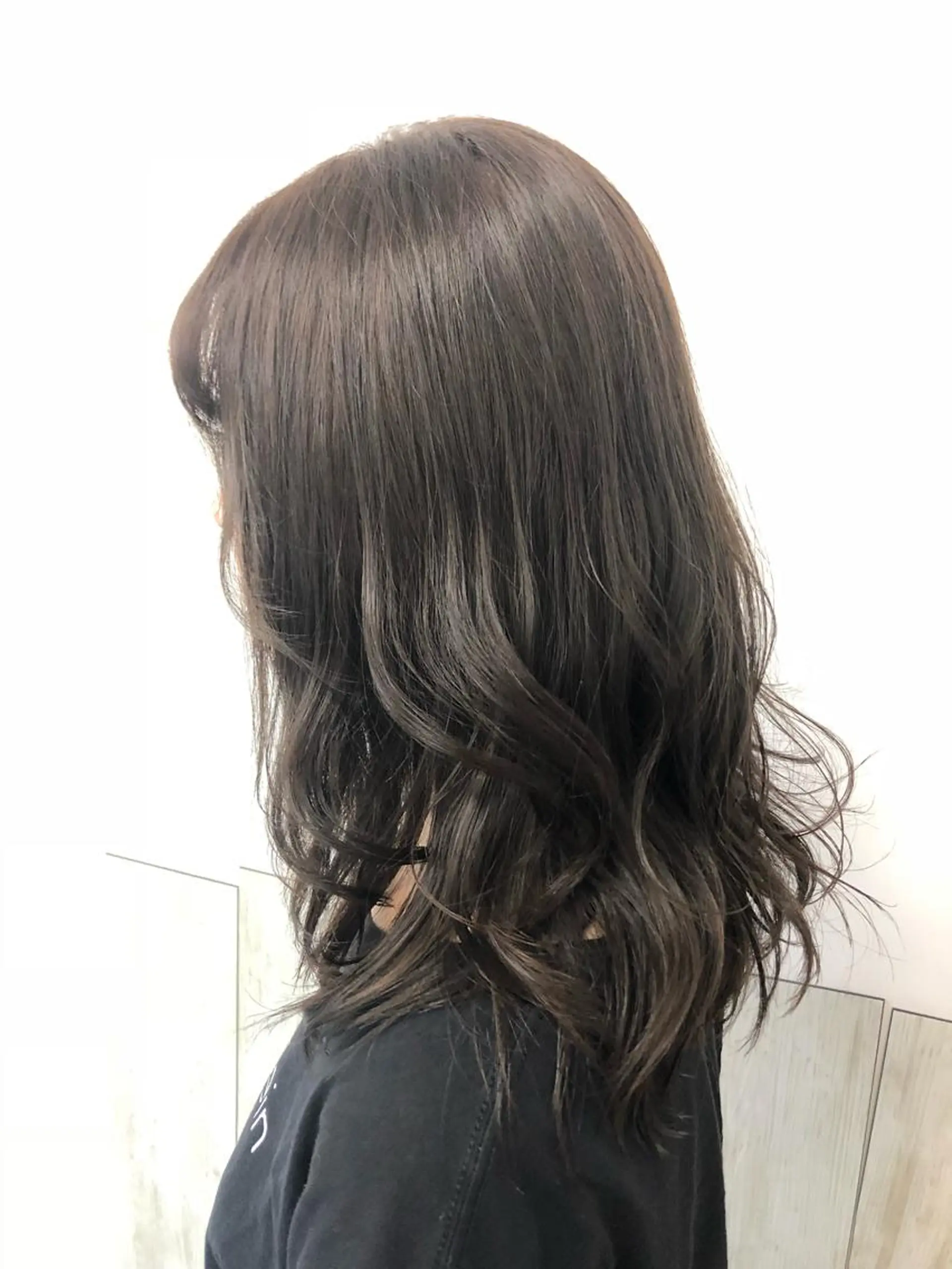 カラー CoCooN Hiromiのヘアスタイル