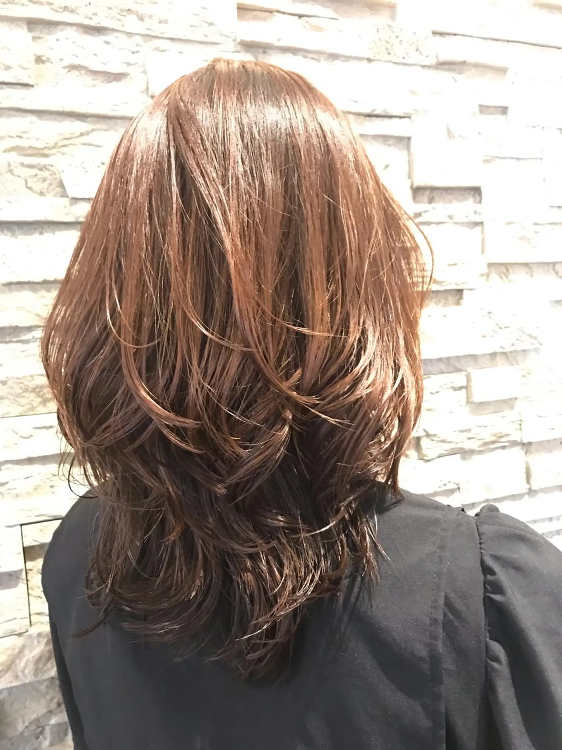 セミロング ヘアアレンジ レイヤーカット ヘアーレナータ所属・作並 美穂のヘアスタイル