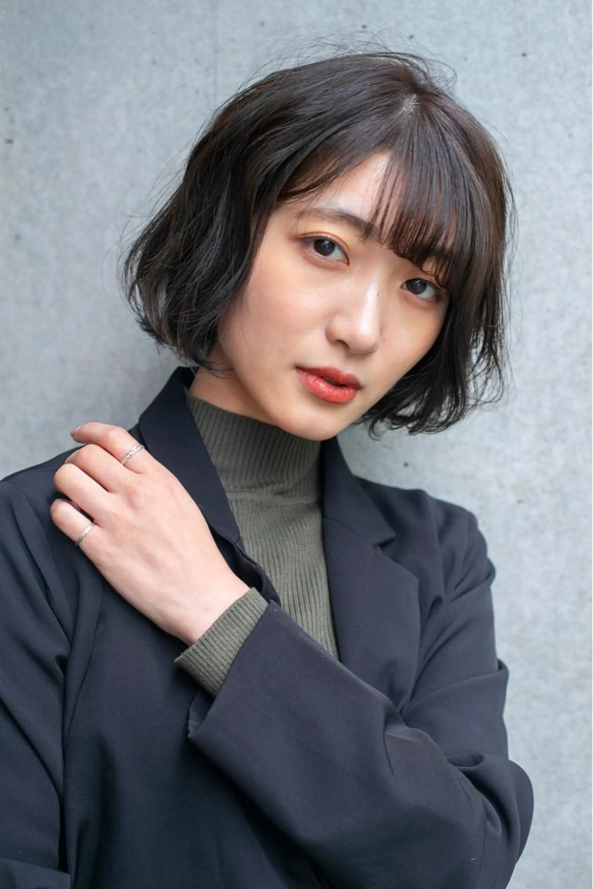 ミディアム ショートボブ ボブ くびれヘア カット ヘアカラー トリートメント 🎨インナーカラー が得意👍新垣⚜️のヘアスタイル