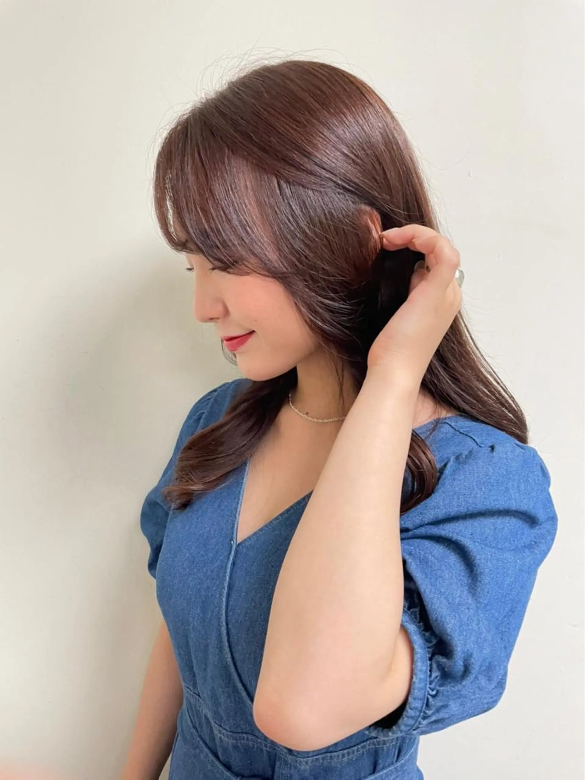 ロング カラー ヘアアレンジ アッシュ ミストバング ベージュカラー 黒髪 ブリーチ maoブリーチ無し 似合わせカラーのヘアスタイル