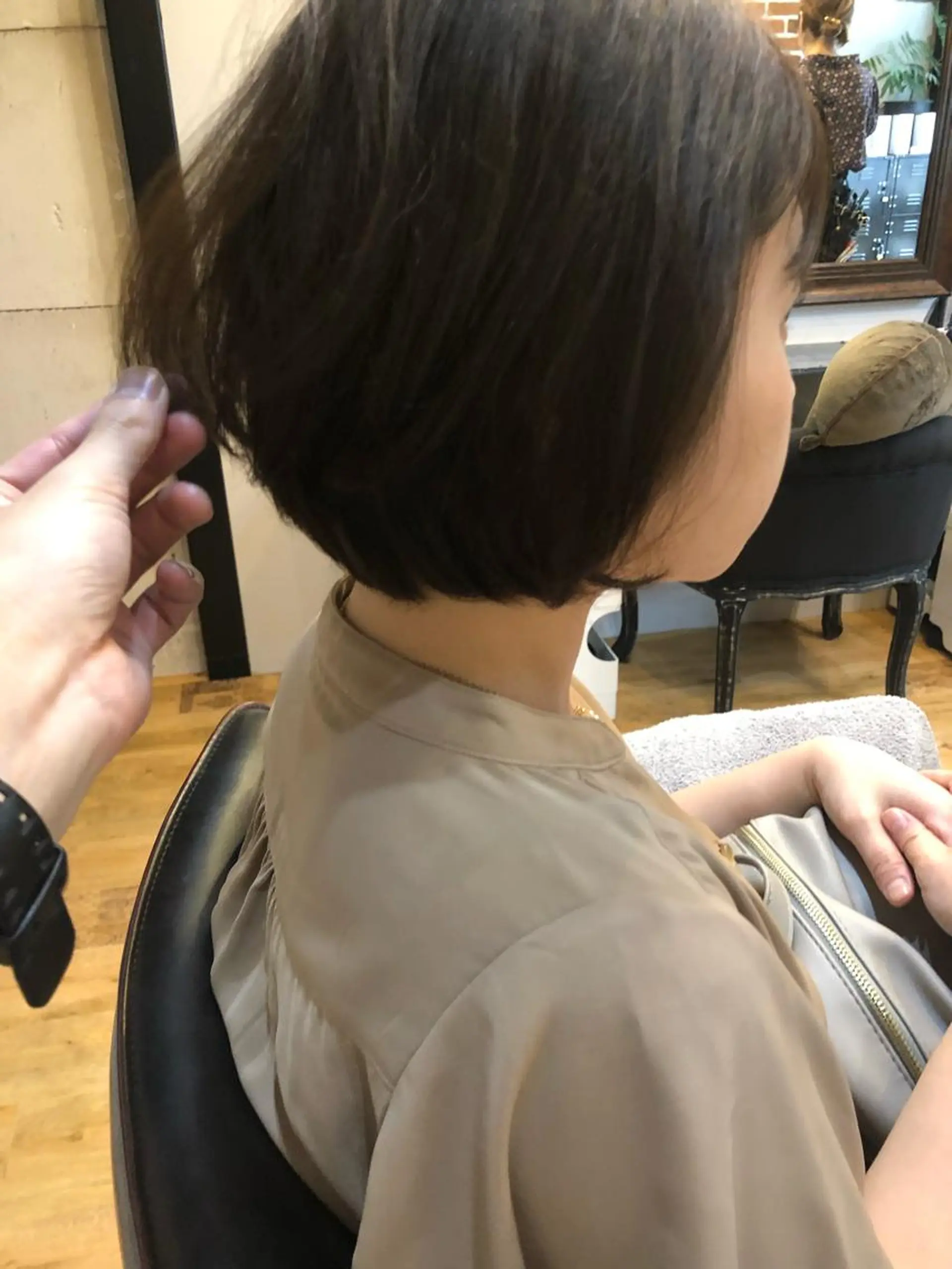 ショート 切りっぱなしボブ ボブ 外国人風カラー ハイライト レイヤーカット また会いたくなる 美容師【KENTA】のヘアスタイル