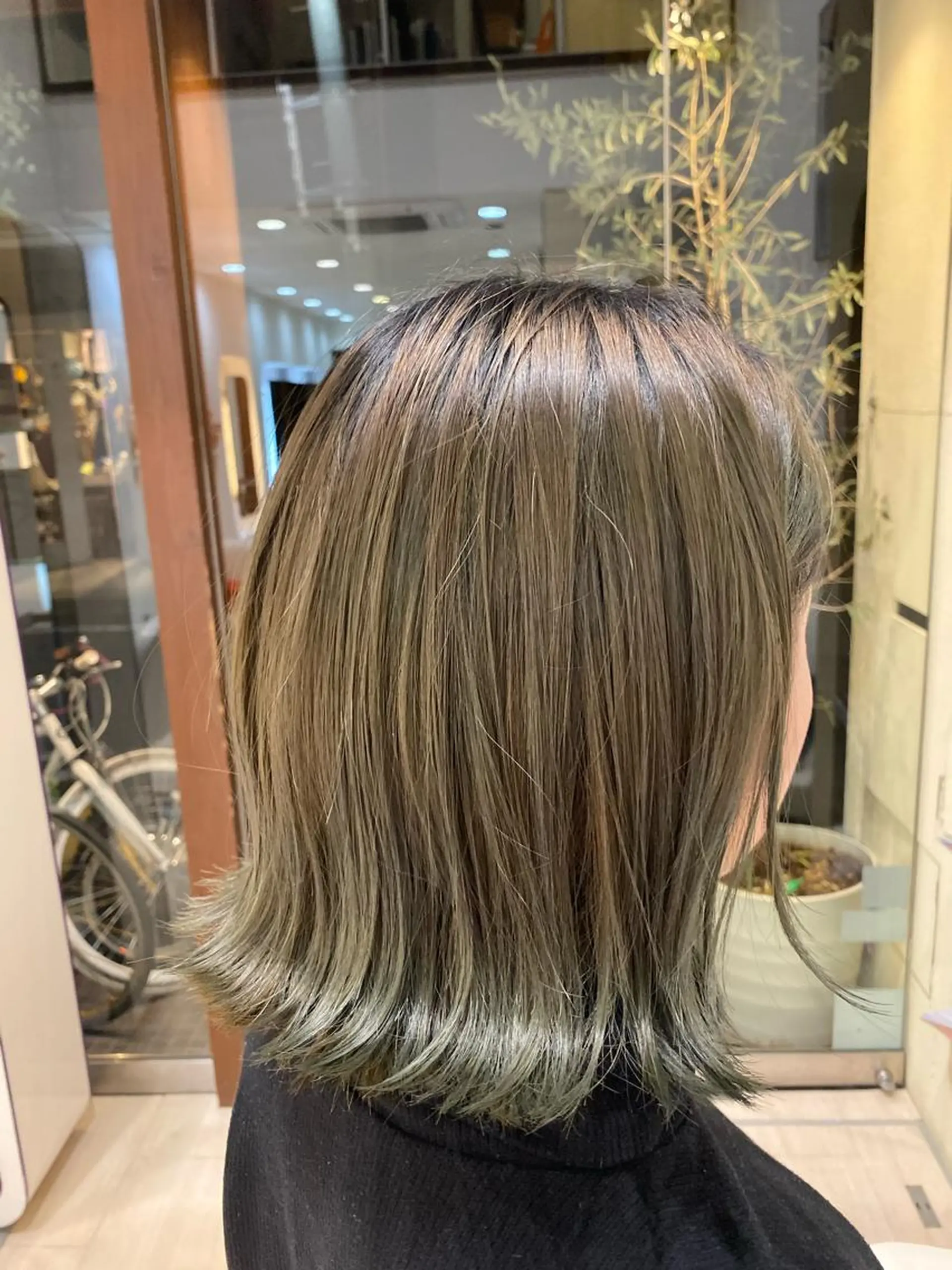 ミディアム カット 河原町/艶髪/西田 晴香のその他イメージ