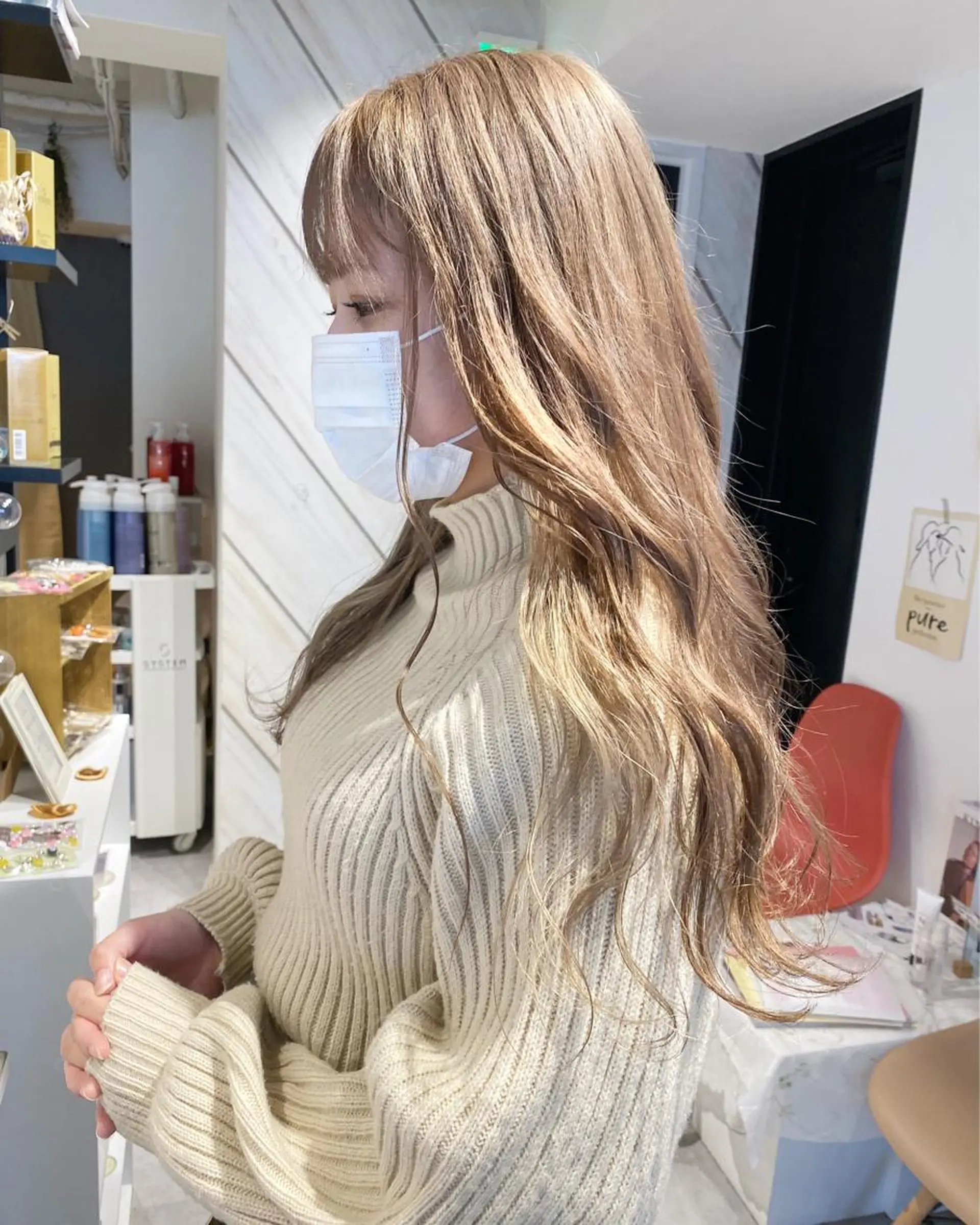 ミディアム デザイン🥇複雑履歴 ハイトーン特化のヘアスタイル