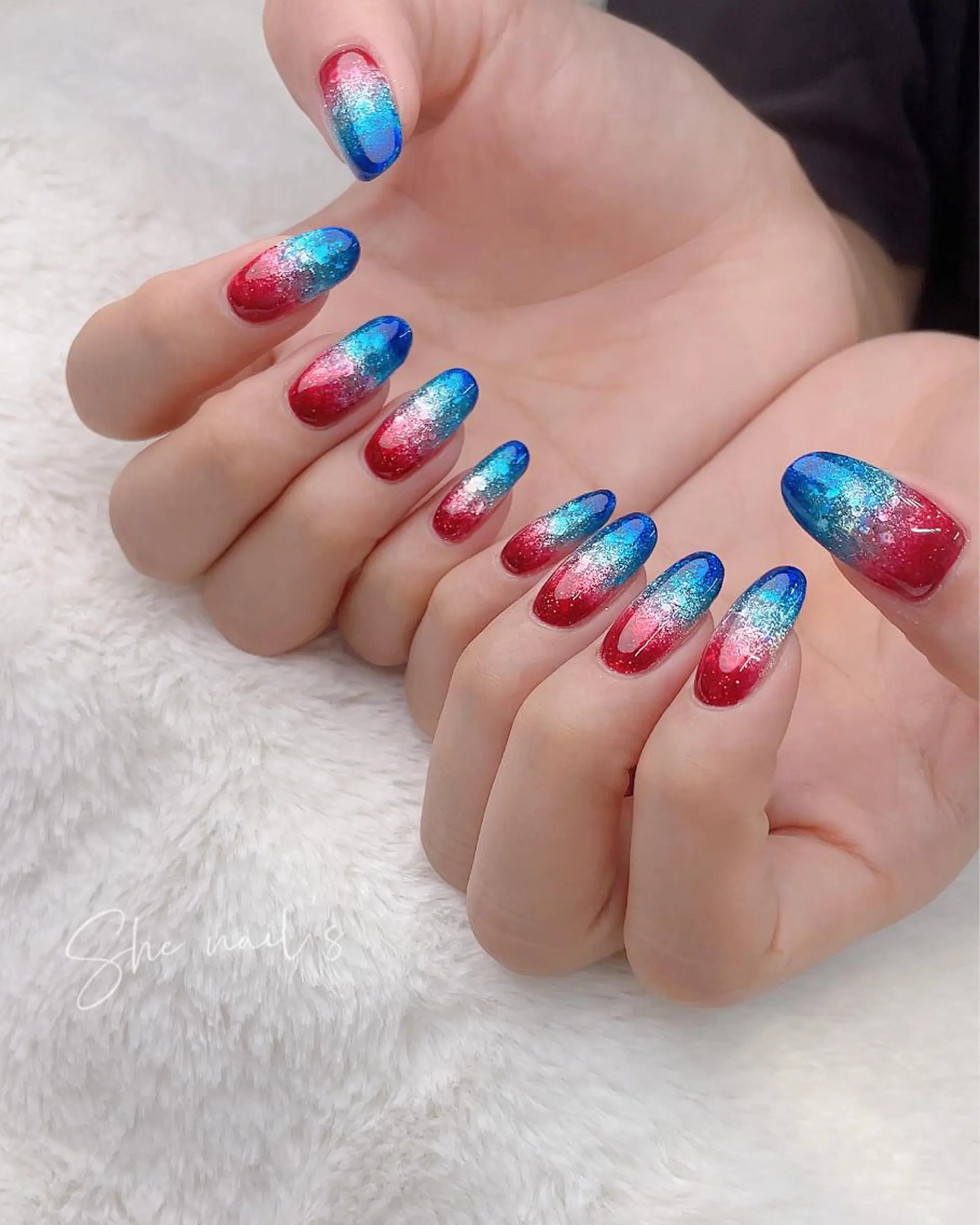 ネイル Blushオーナー Shiinaのネイルデザイン