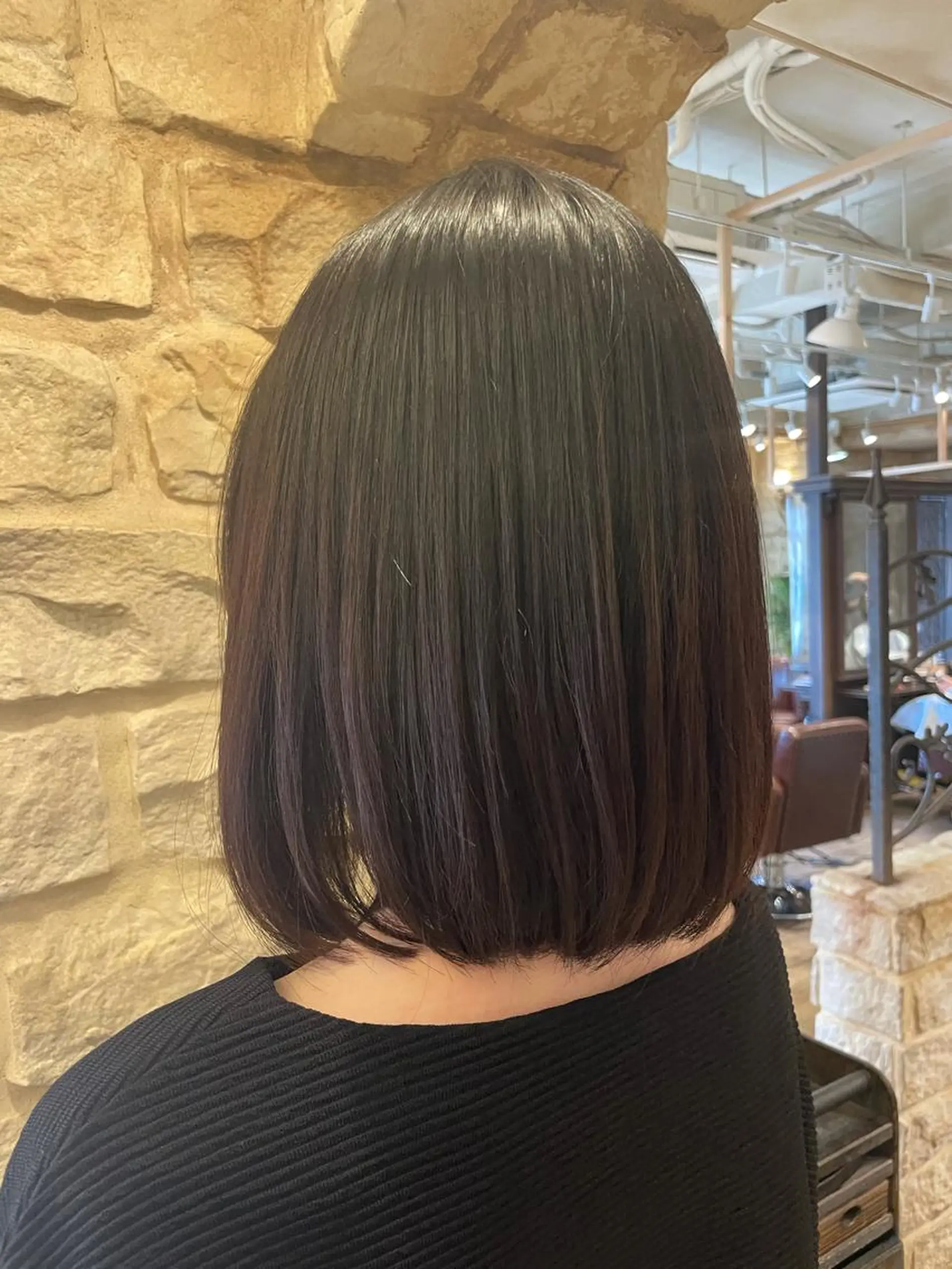 ミディアム カット ヘアカラー 星野 茉由のヘアスタイル