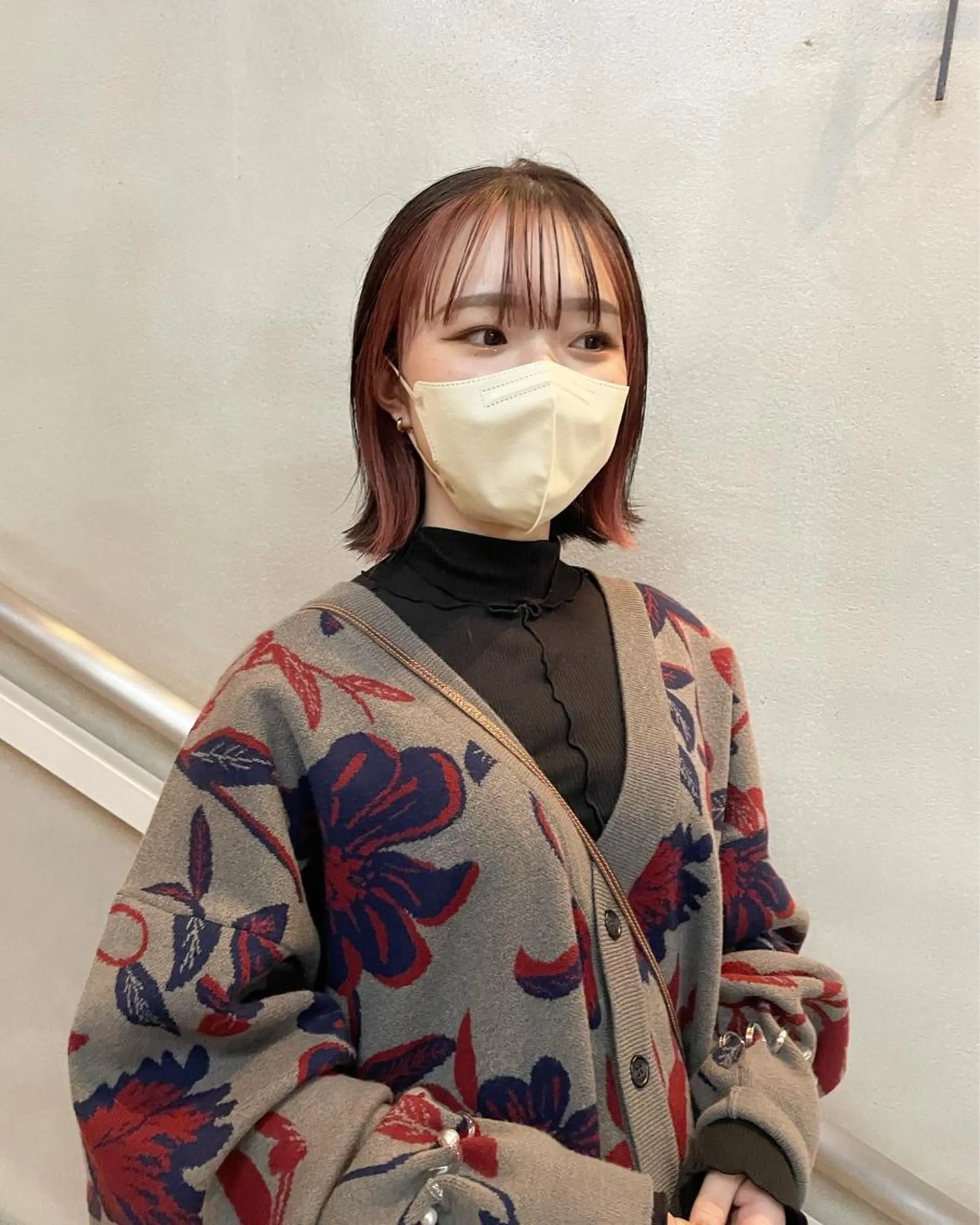 ミディアム カラー 佐藤 永夏のヘアスタイル