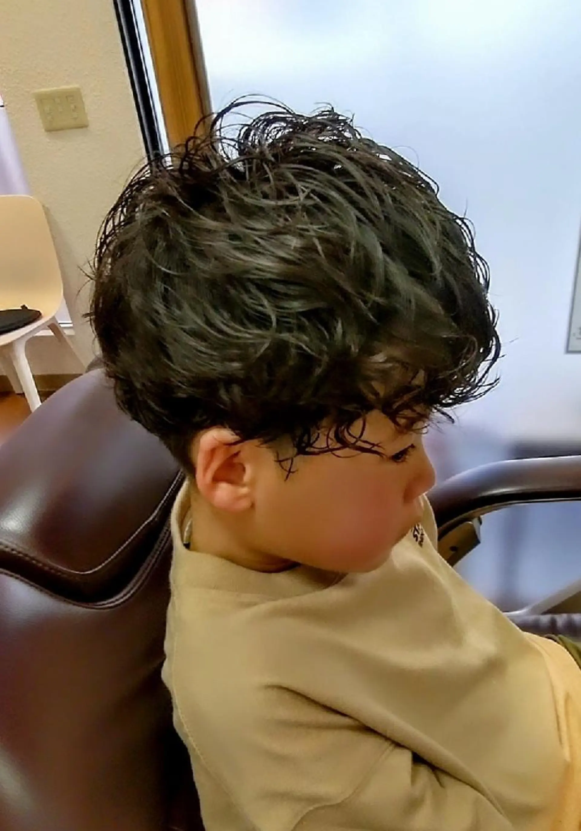 キッズ パーマ ショート カット パーマ 🏝川津瑛二🧖‍♀ 極上パーマ＆カラー⭕のエステ・リラクイメージ