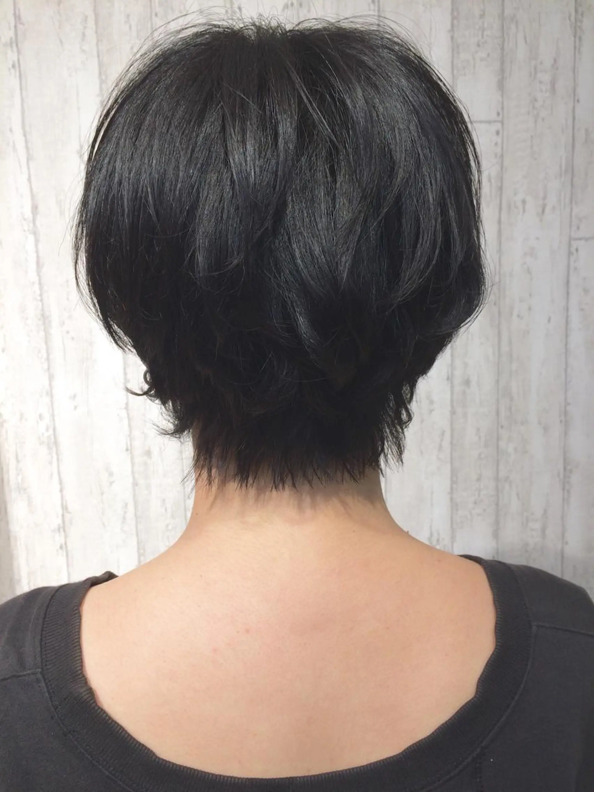 ショート パーマ Unique ユニークのヘアスタイル