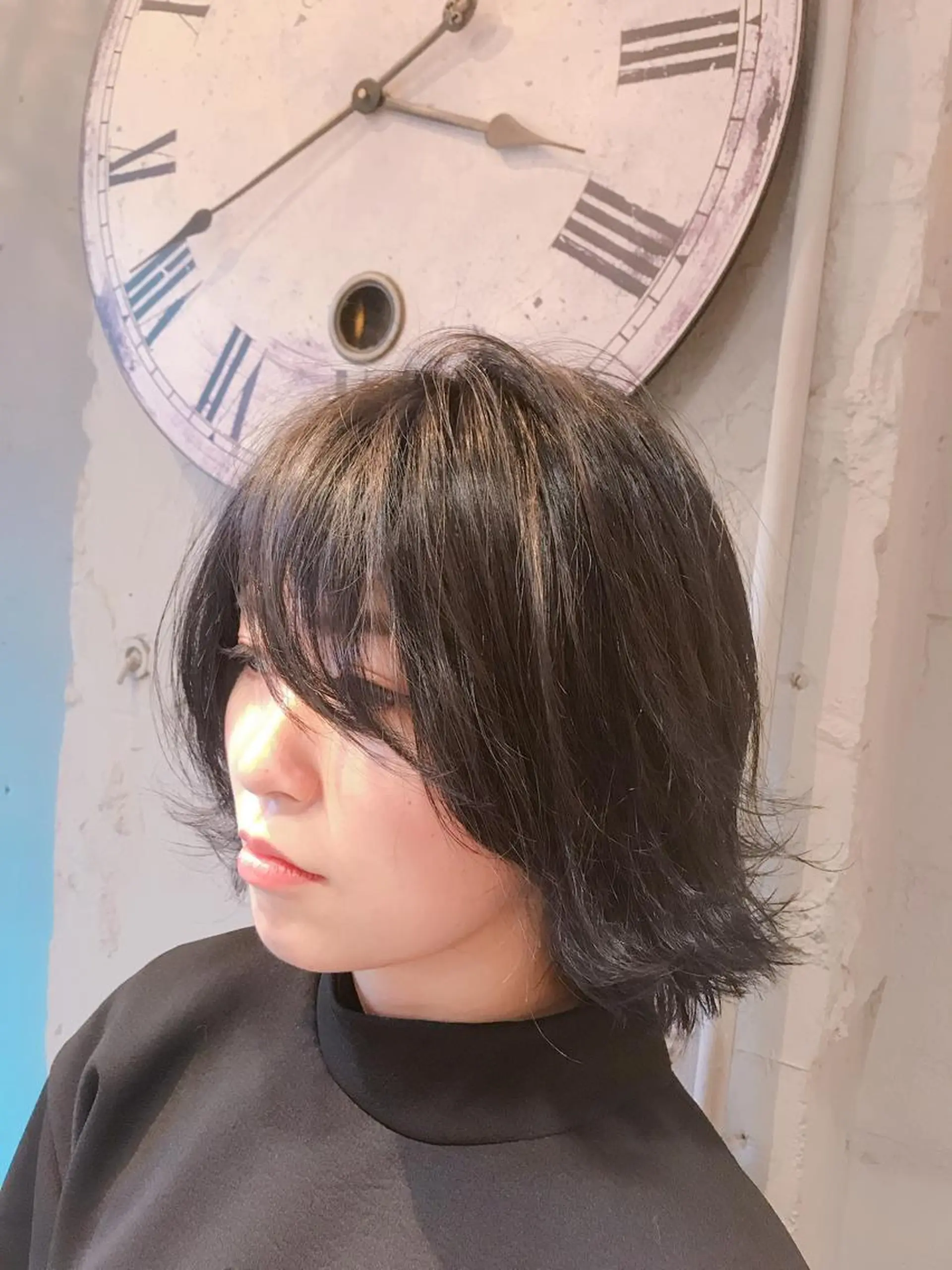 ミディアム アッシュ ハイライト ハイライト／レイヤー 木下翔太のヘアスタイル