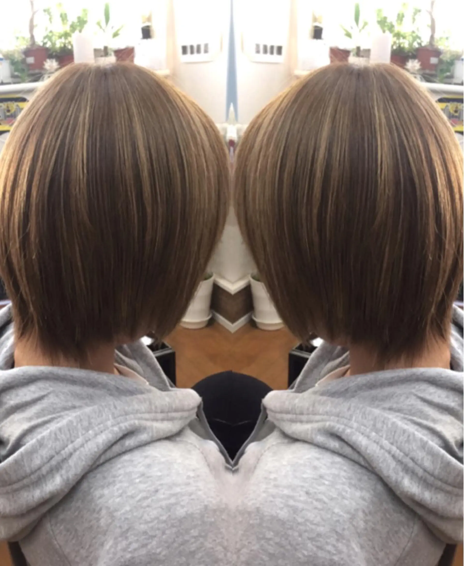 ショート カラー ヘアアレンジ アッシュ ブリーチ 外国人風カラー ヘアカラー トリートメント BOB所属・三輪 太一のヘアスタイル