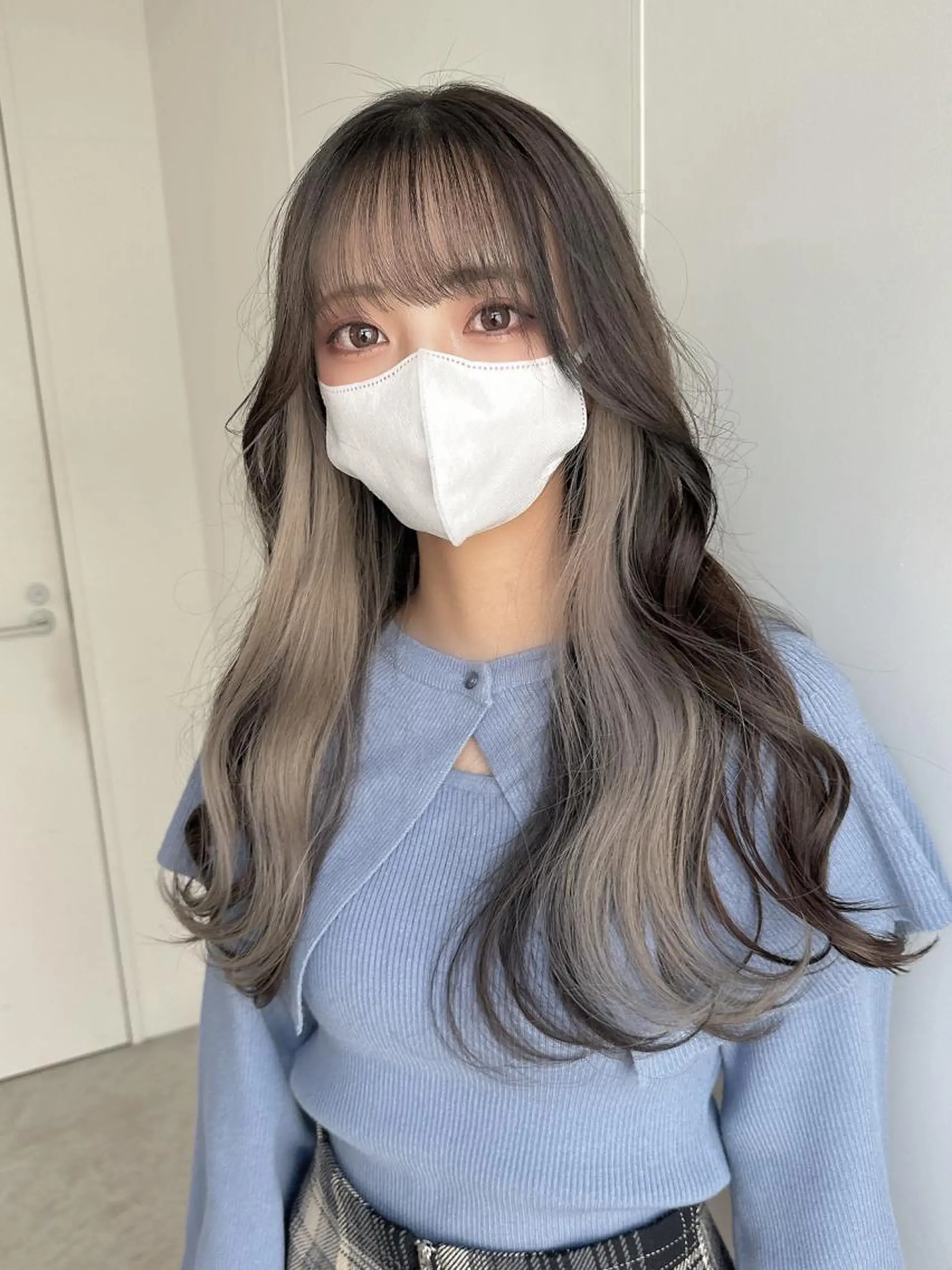 ロング 韓国レイヤー 似合わせカラーのヘアスタイル