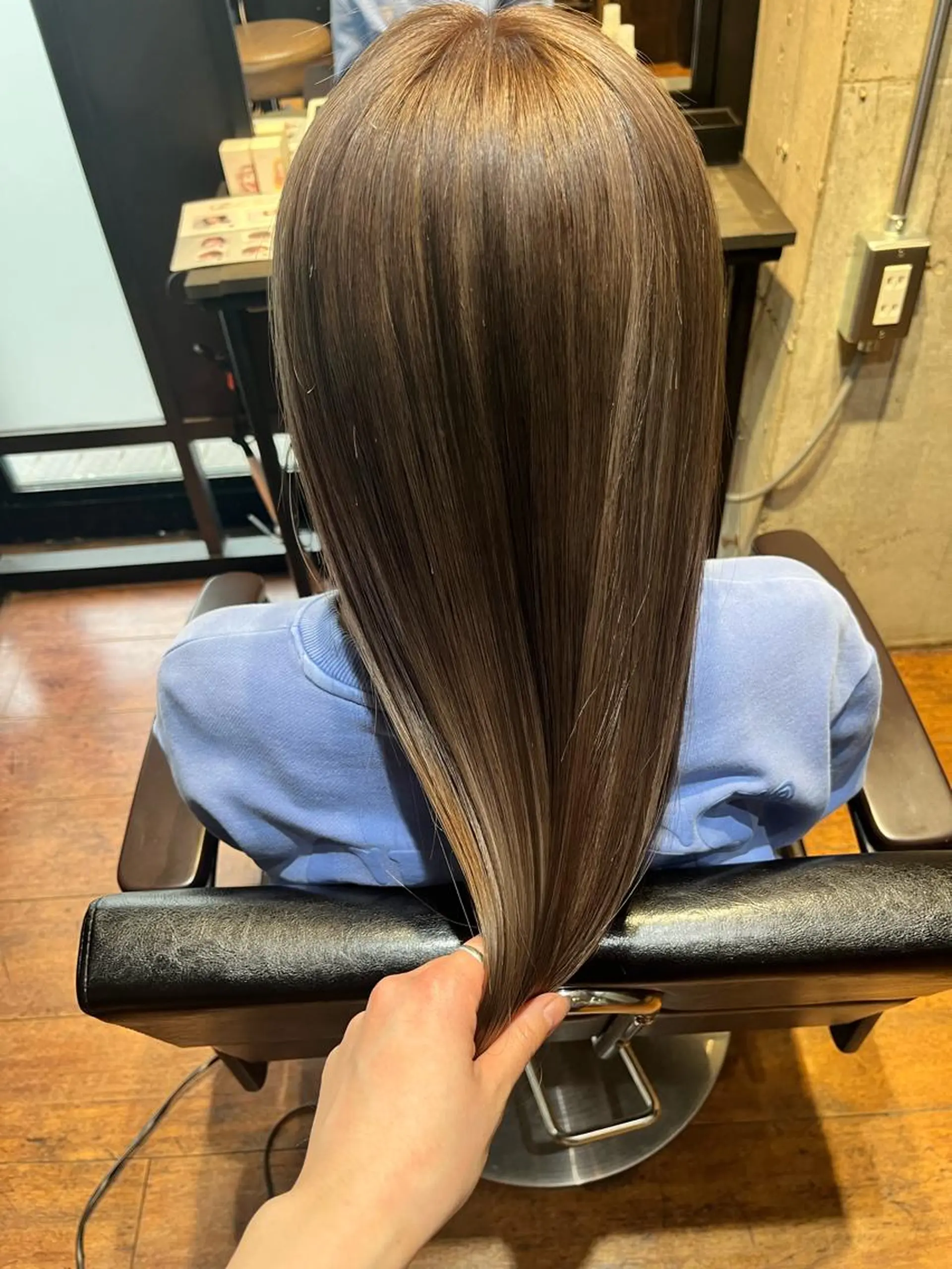 ロング カラー ヘアカラー トリートメント N° Elune MIYUUのヘアスタイル