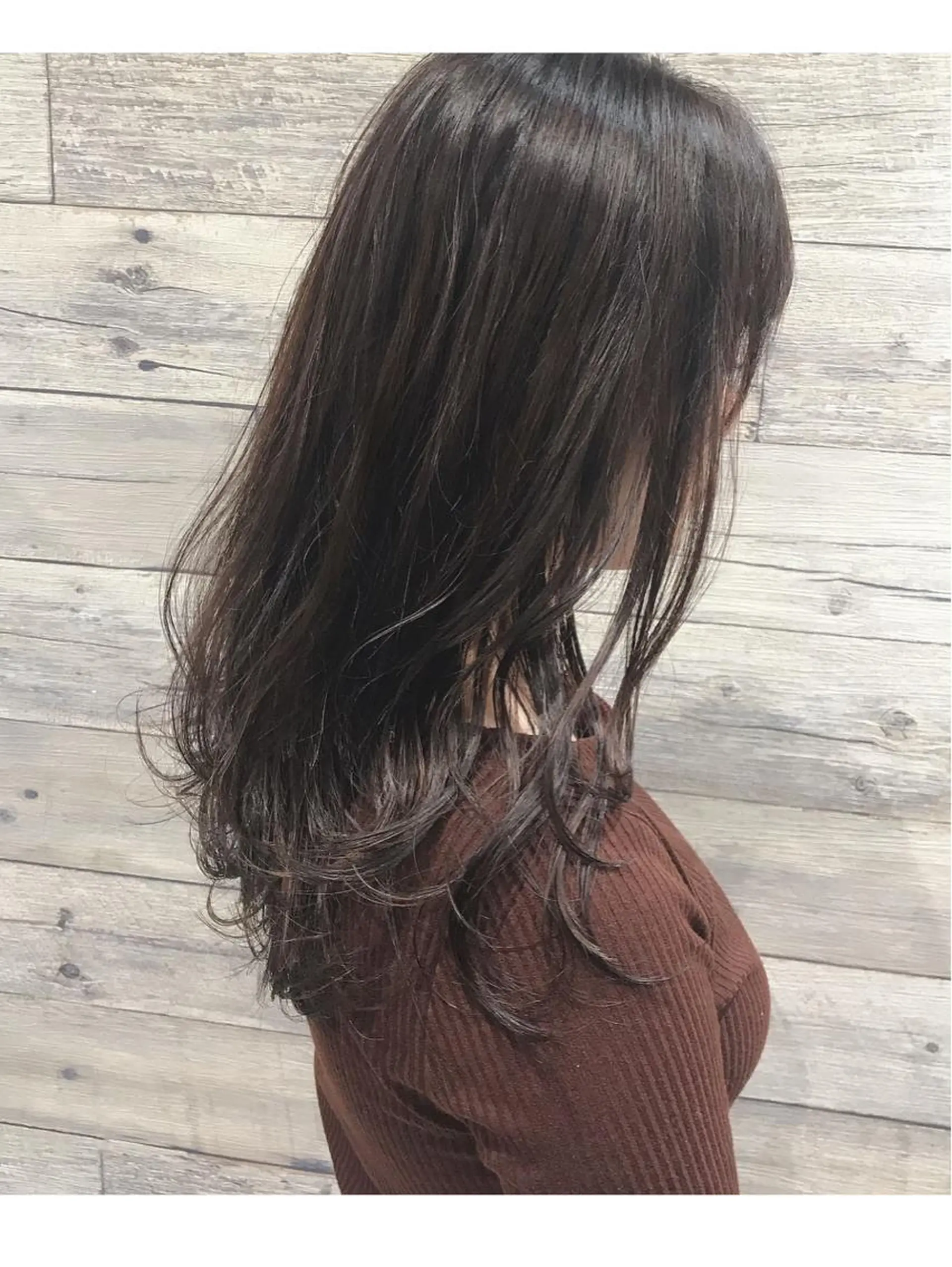 セミロング カラー ブリーチ グレージュ ブリーチなしカラー カット ヘアカラー トリートメント ツヤ髪になりたい方へ 🩷柴田知亜希のヘアスタイル