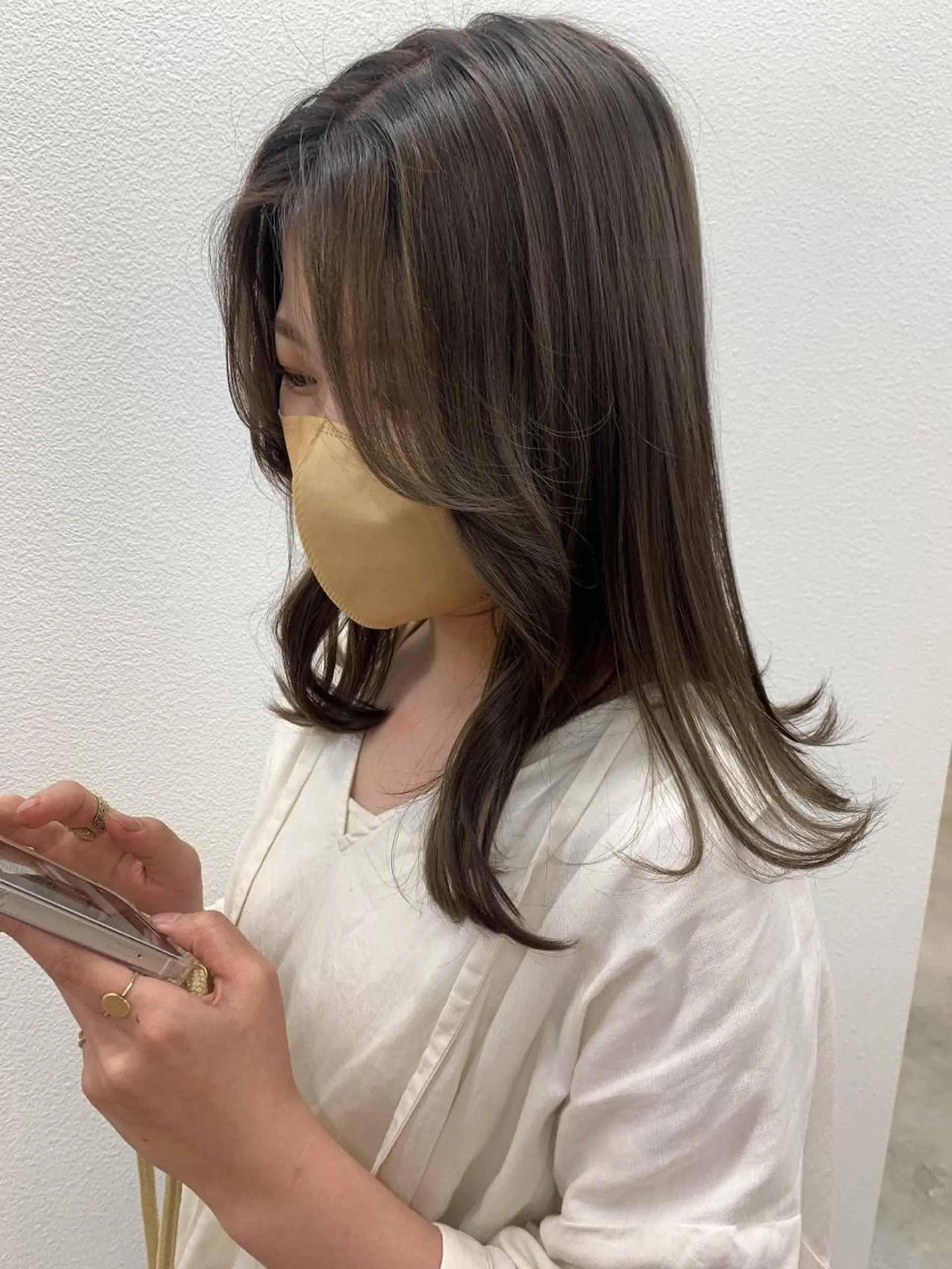 ミディアム カラー 透明感カラー cirrus🕊 山縣あかりのヘアスタイル