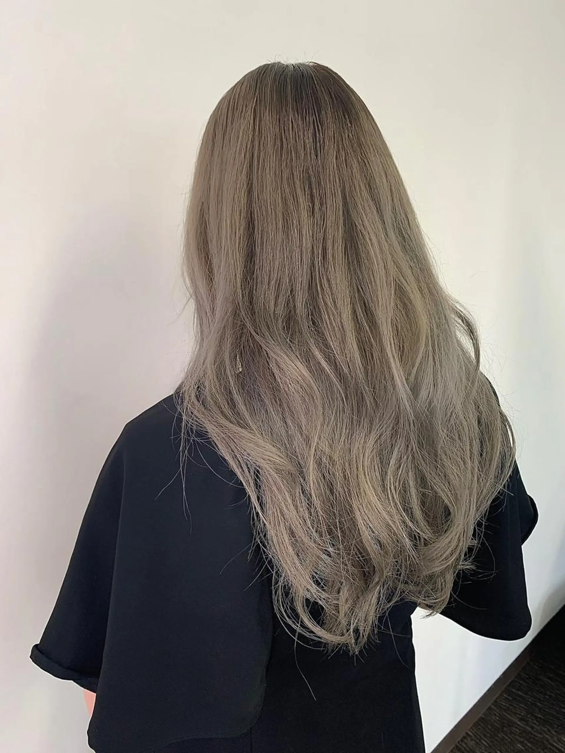 ロング カラー ヘアカラー トリートメント 近藤千翔🩵 髪質改善Periodのエステ・リラクイメージ