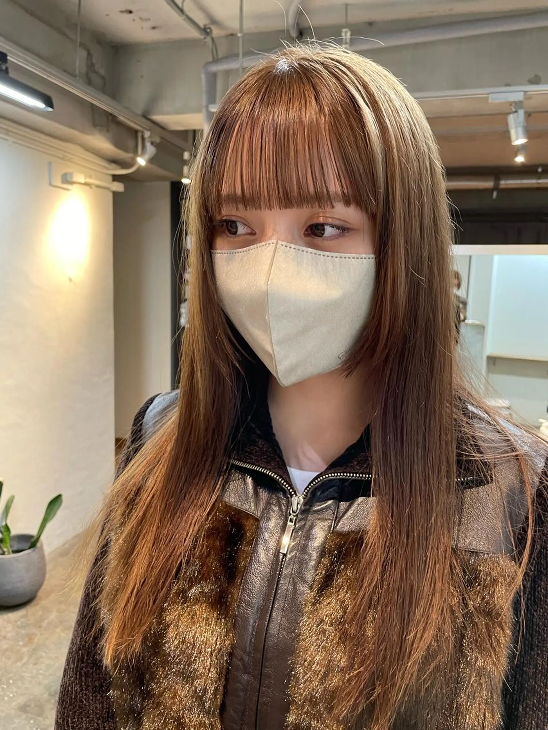 ロング カラー 斎藤祐樹 /レイヤー/パーマのヘアスタイル