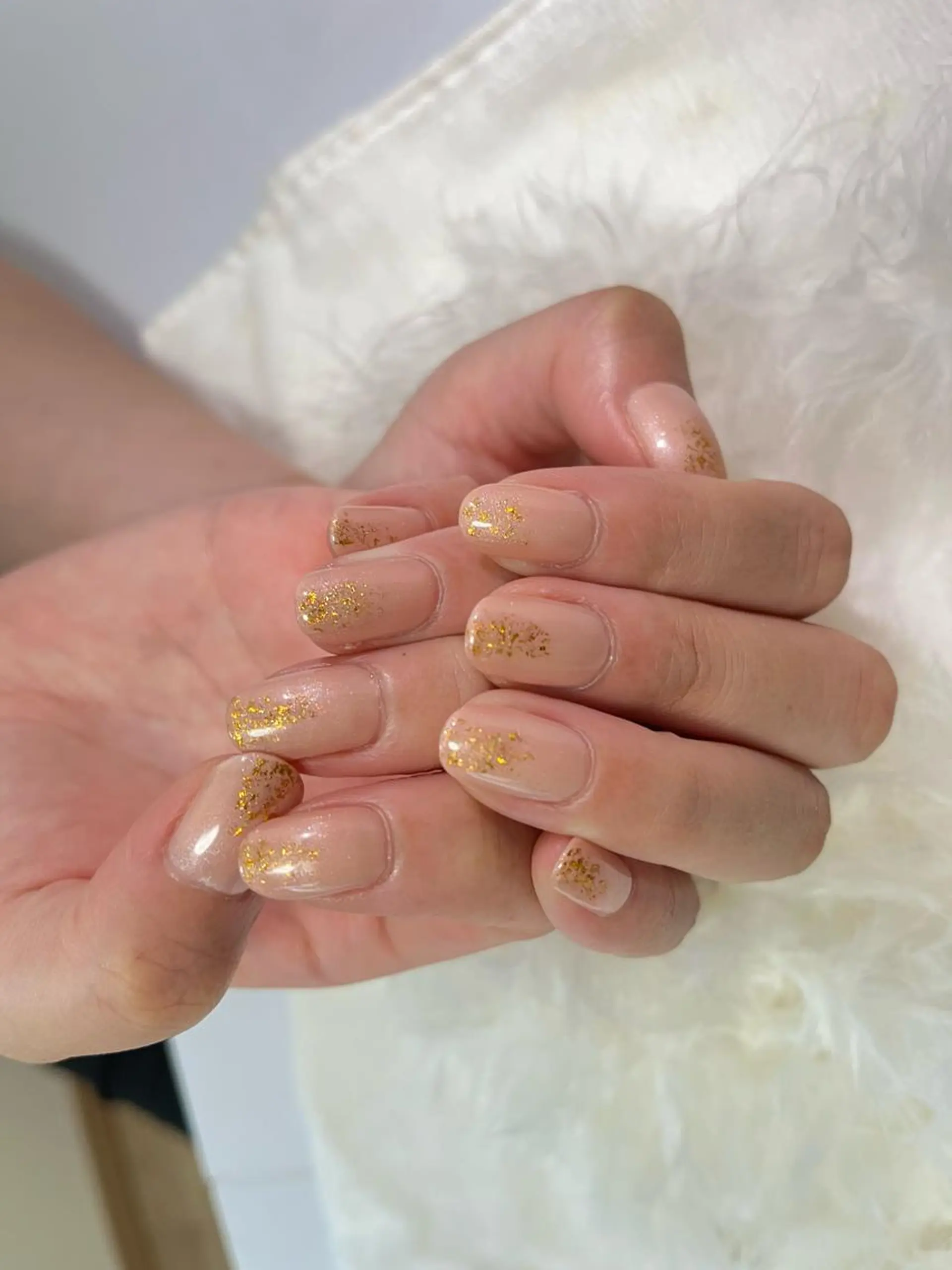 ネイル ゴールド プライベートサロン Featherのネイルデザイン