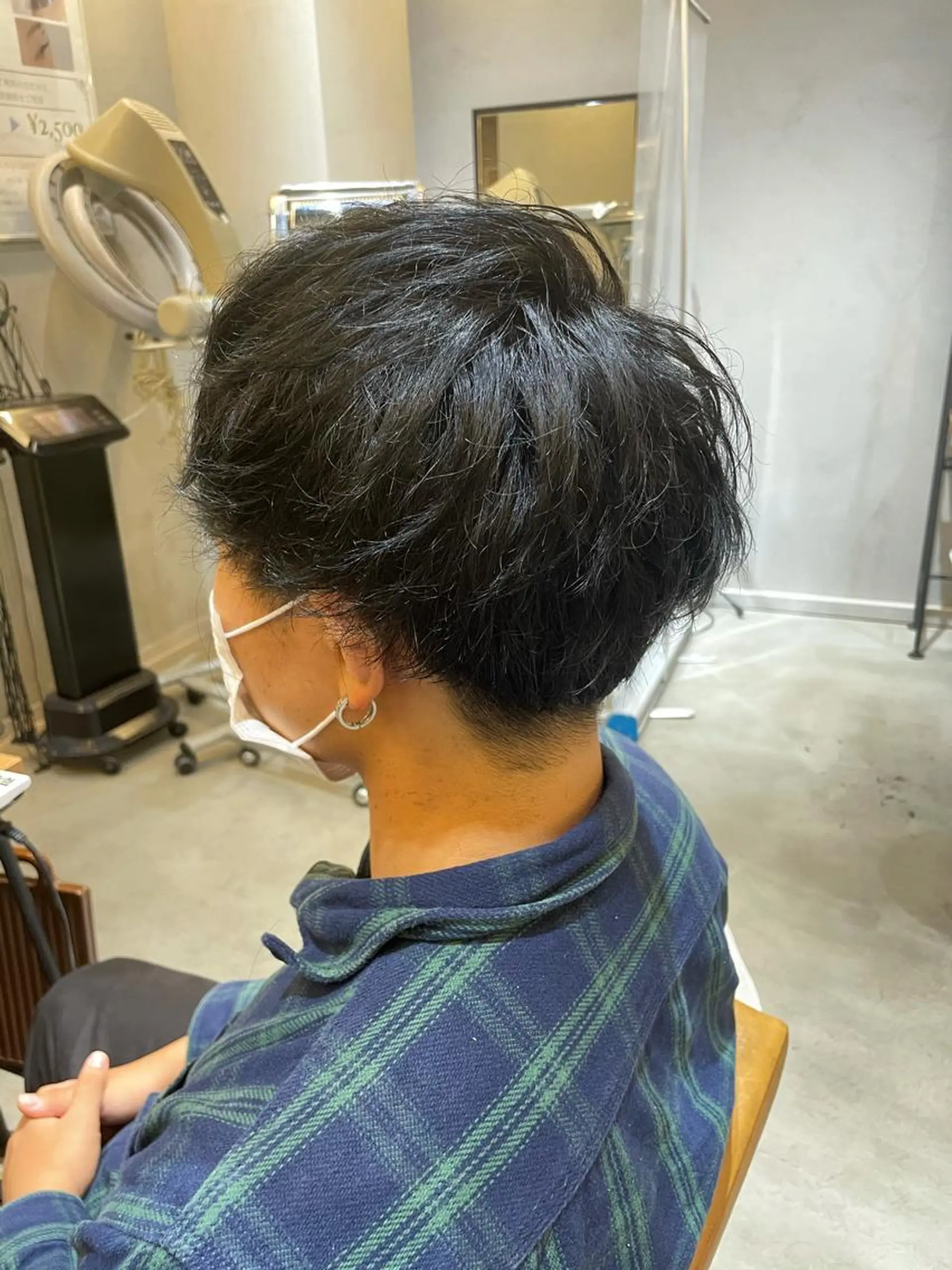 ショート くせ毛 カット ヘアカラー ♦️モテ髪創作者 SUGA♦️のヘアスタイル