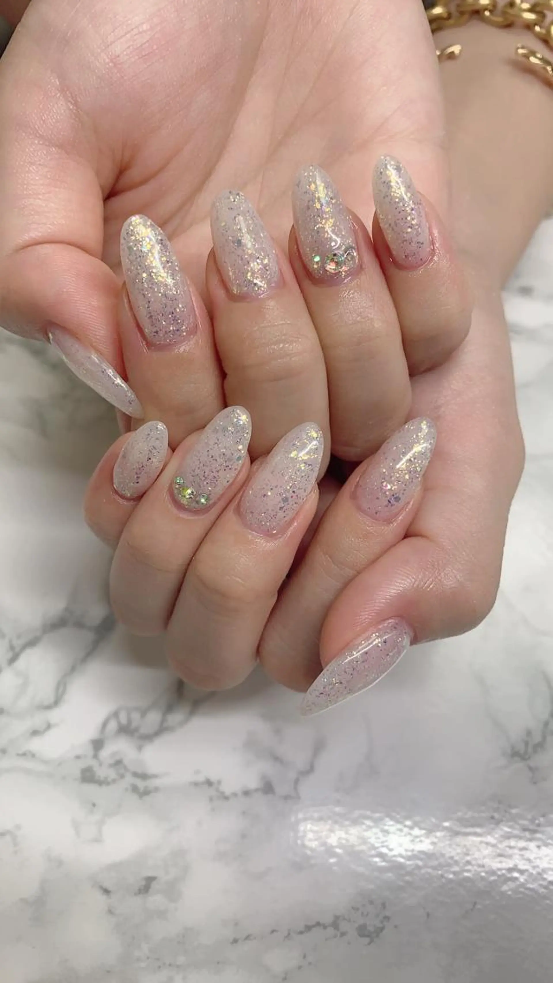 ネイル はな💎ネイル ワンホン、長さ出しのネイルデザイン