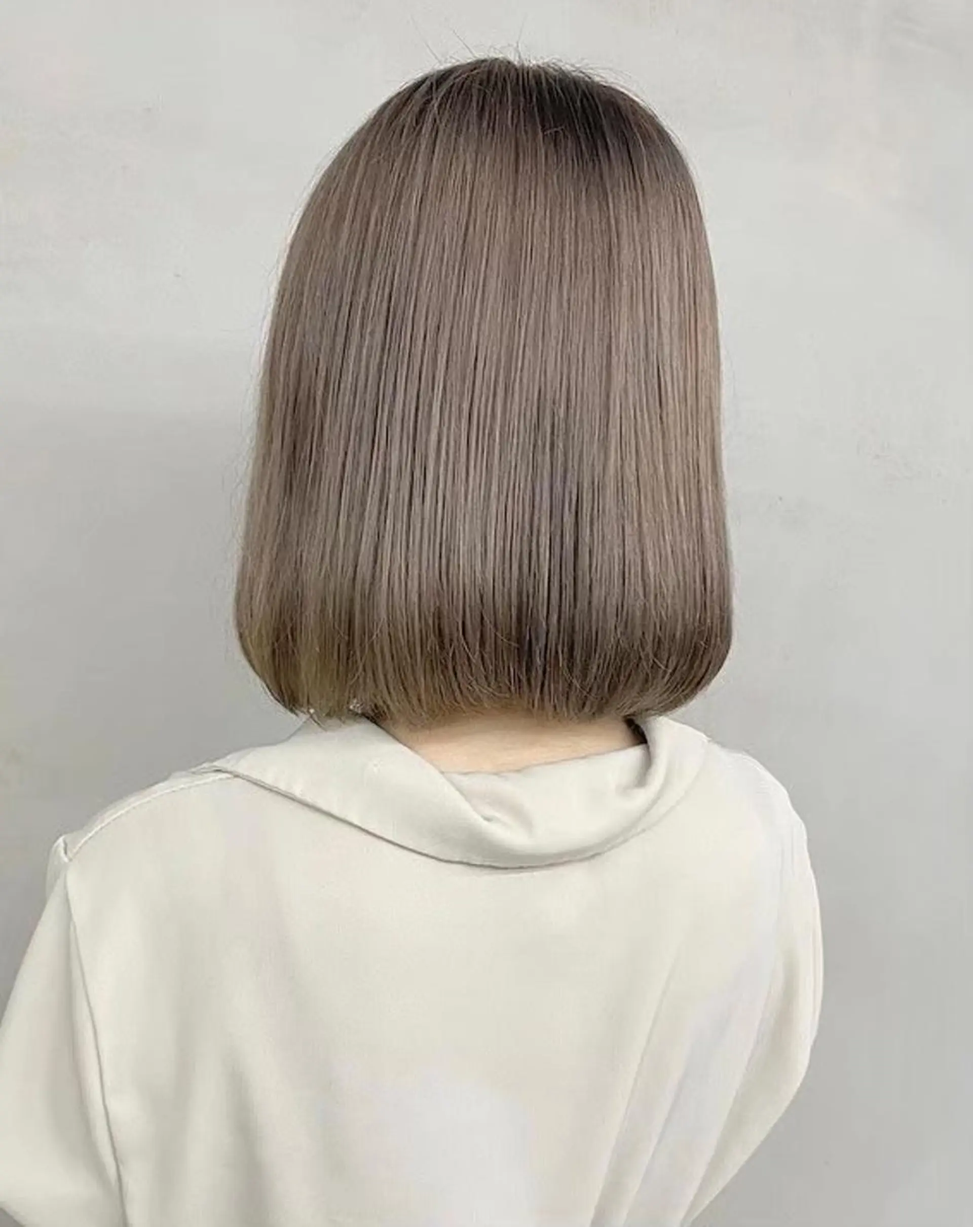 ミディアム 🌷横浜/レイヤー /艶カラー🌷のヘアスタイル