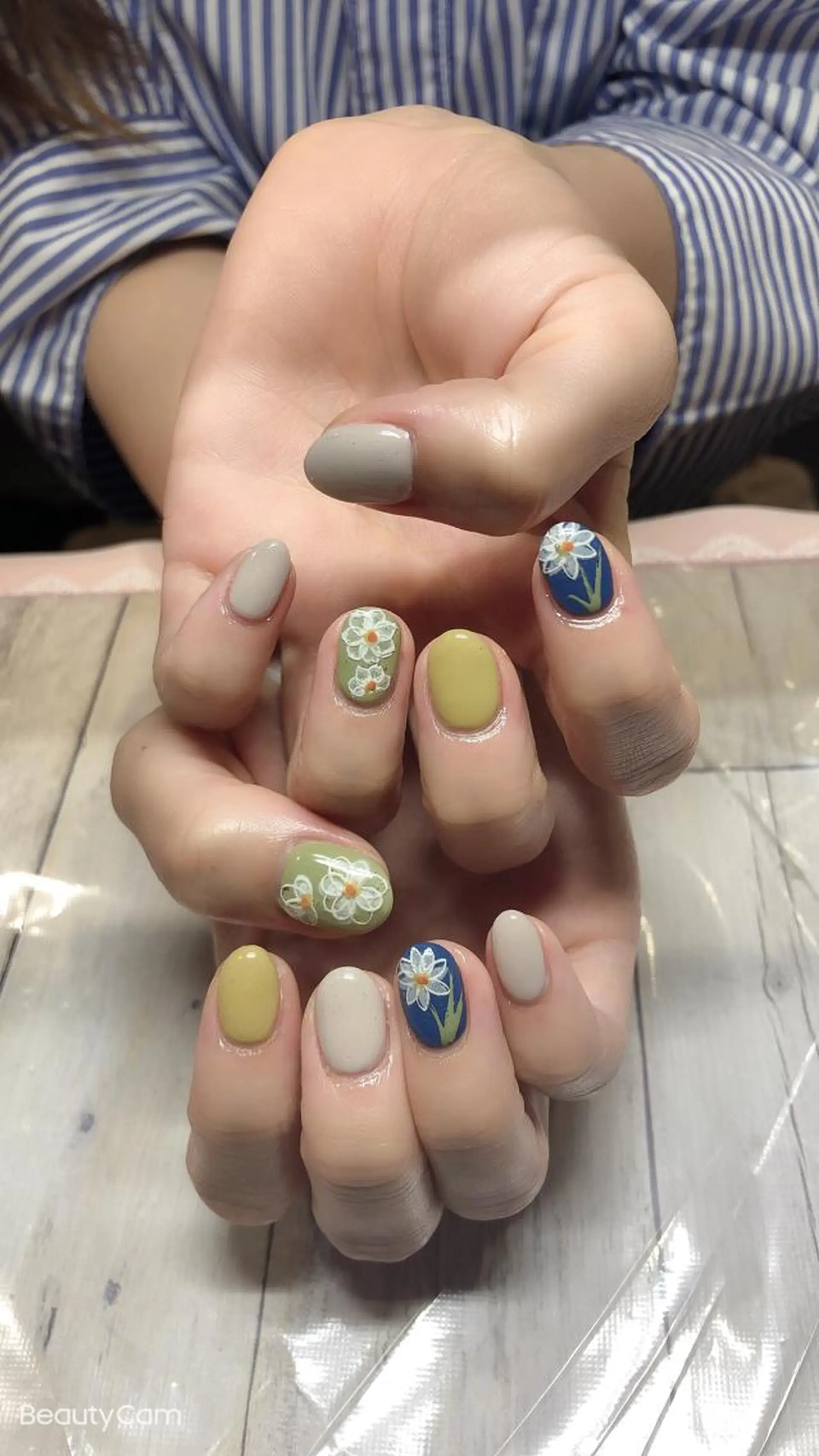 ネイル 💎Guarendo💎錦糸町店所属・✨アン ミユ✨のネイルデザイン