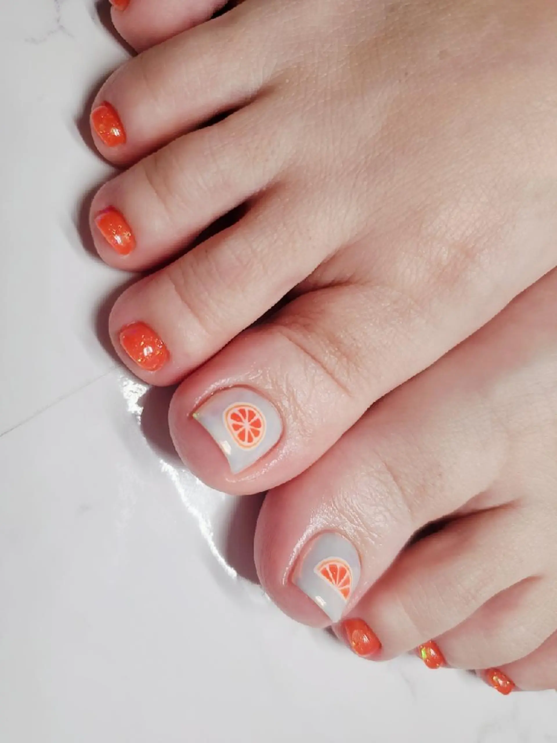 ネイル フットネイル 佐藤 結衣のネイルデザイン