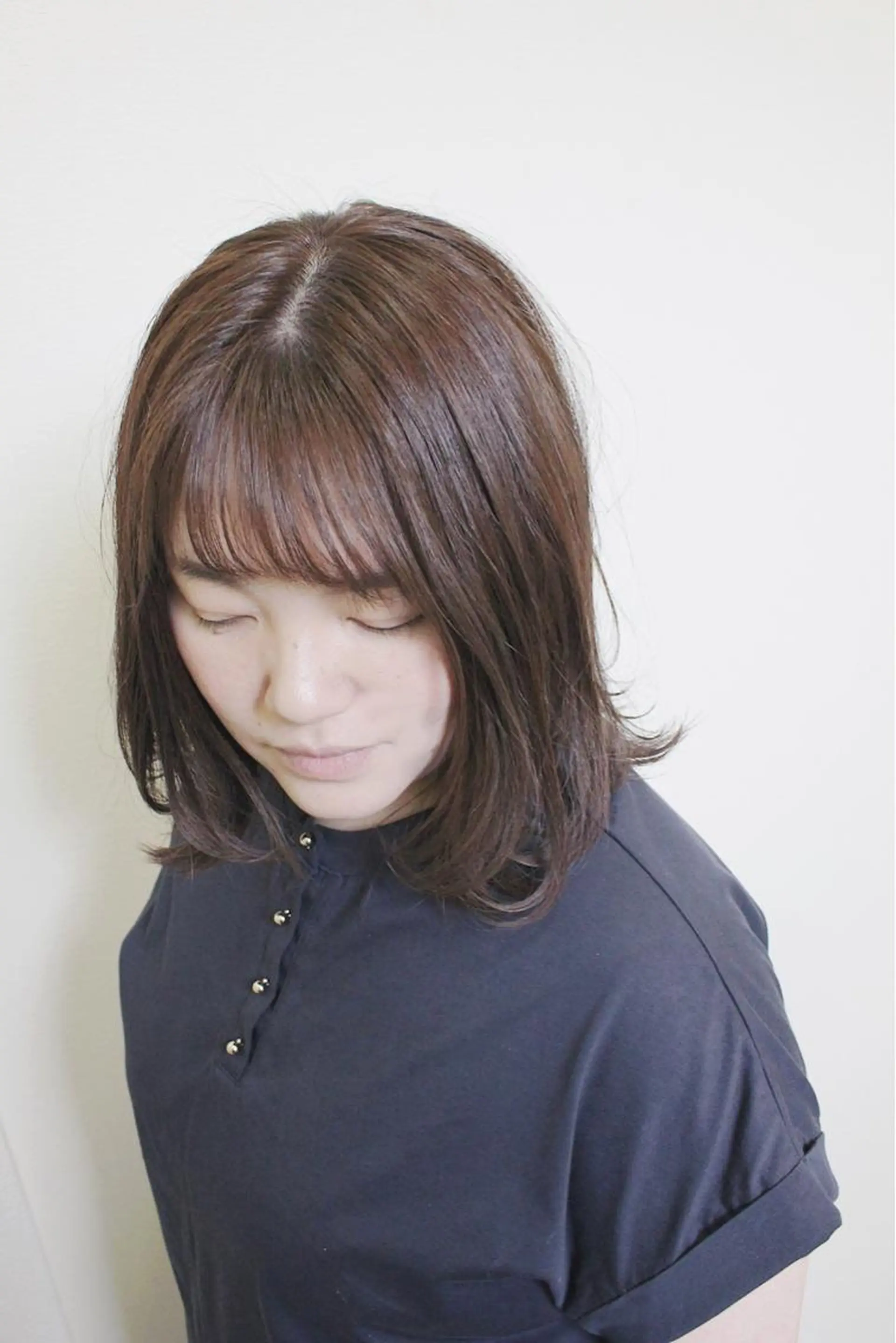ミディアム カラー ブラウンカラー ラベンダーカラー ラベンダーブラウン カット ヘアカラー 土居 正季のヘアスタイル