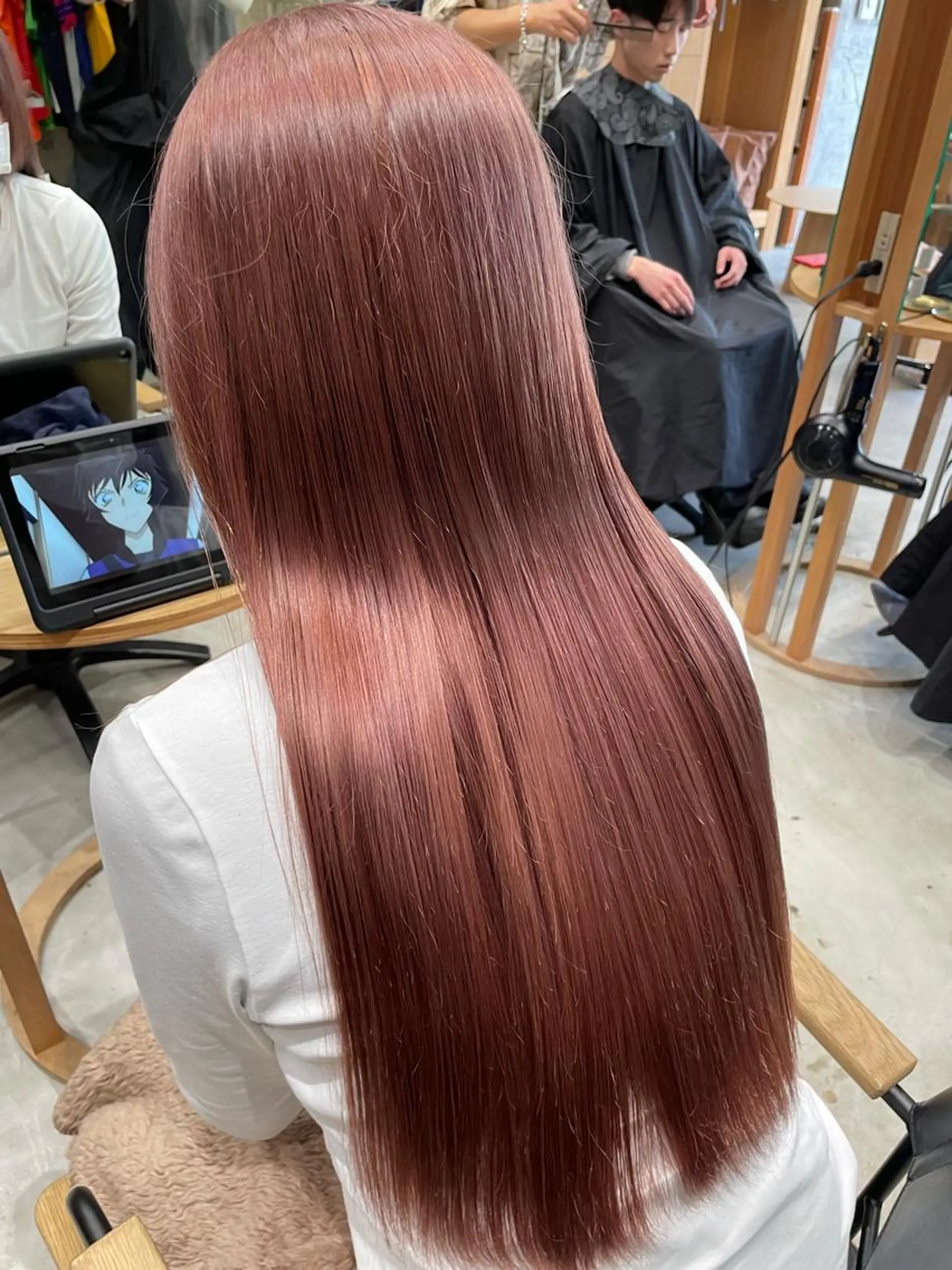 カラー wewe: momoeのヘアスタイル