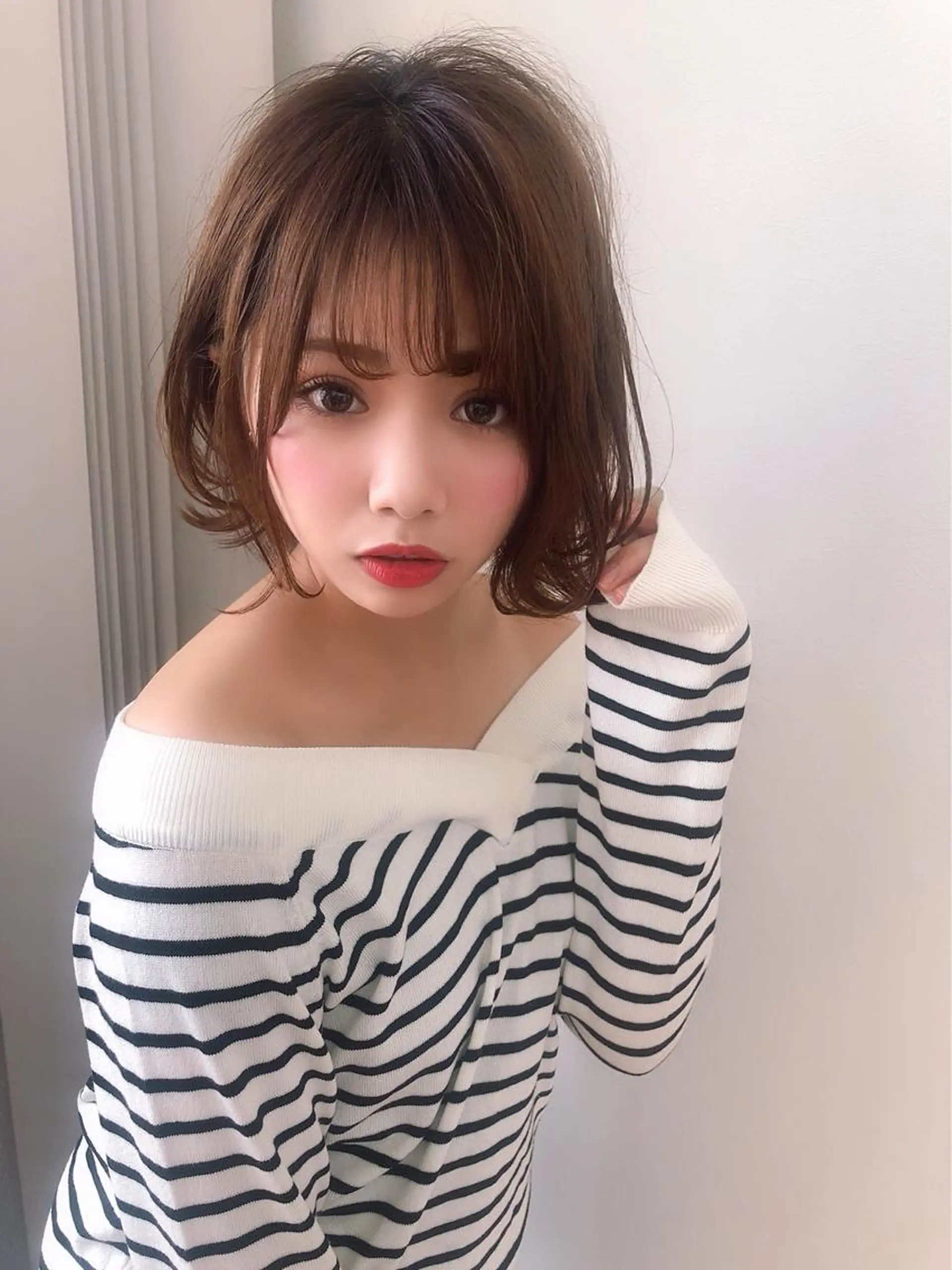 ミディアム アッシュ ボブ カット ヘアカラー トリートメント 代表山口ひな 髪質改善のプロのヘアスタイル