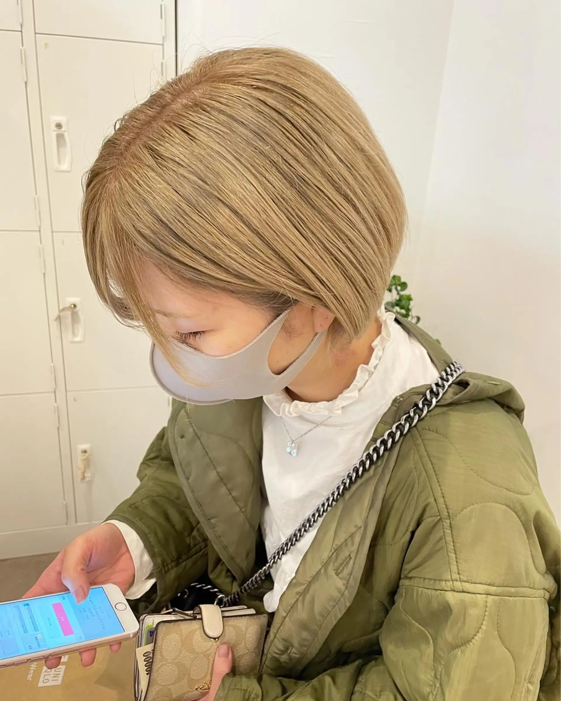 ショート カラー 佐藤 永夏のヘアスタイル