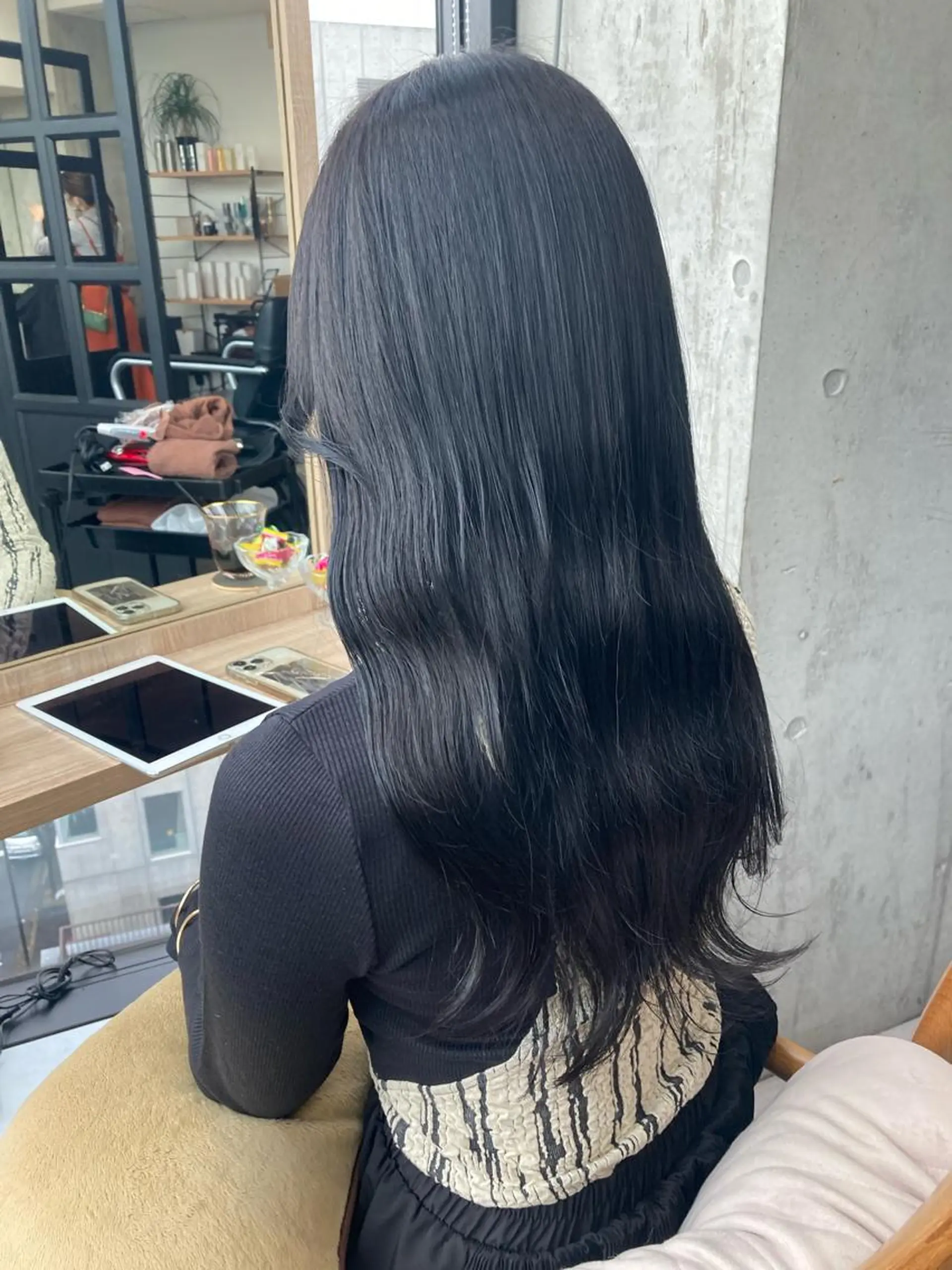 ロング ヘアカラー トリートメント ✨色持ちの良い艶 カラー✨蟹江真世のヘアスタイル