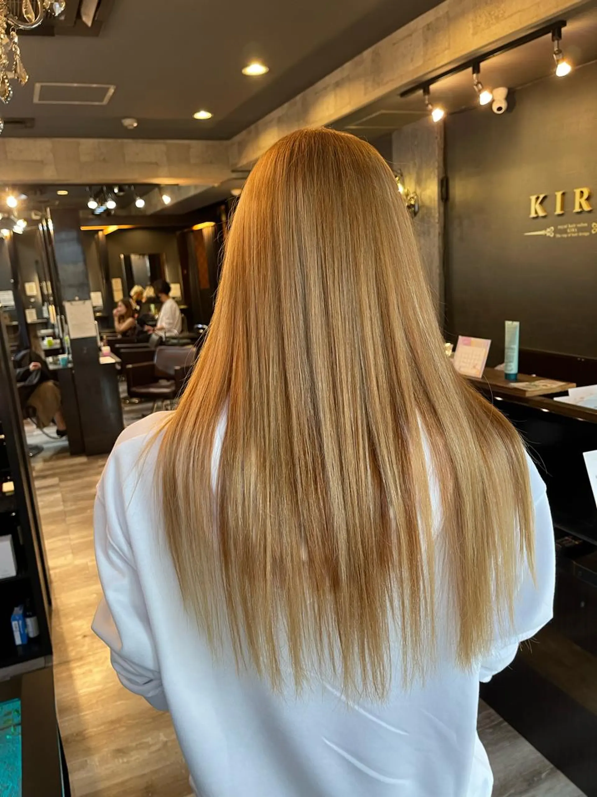 ロング ヘアカラー KIRA スズキ タクヤ／店長のヘアスタイル