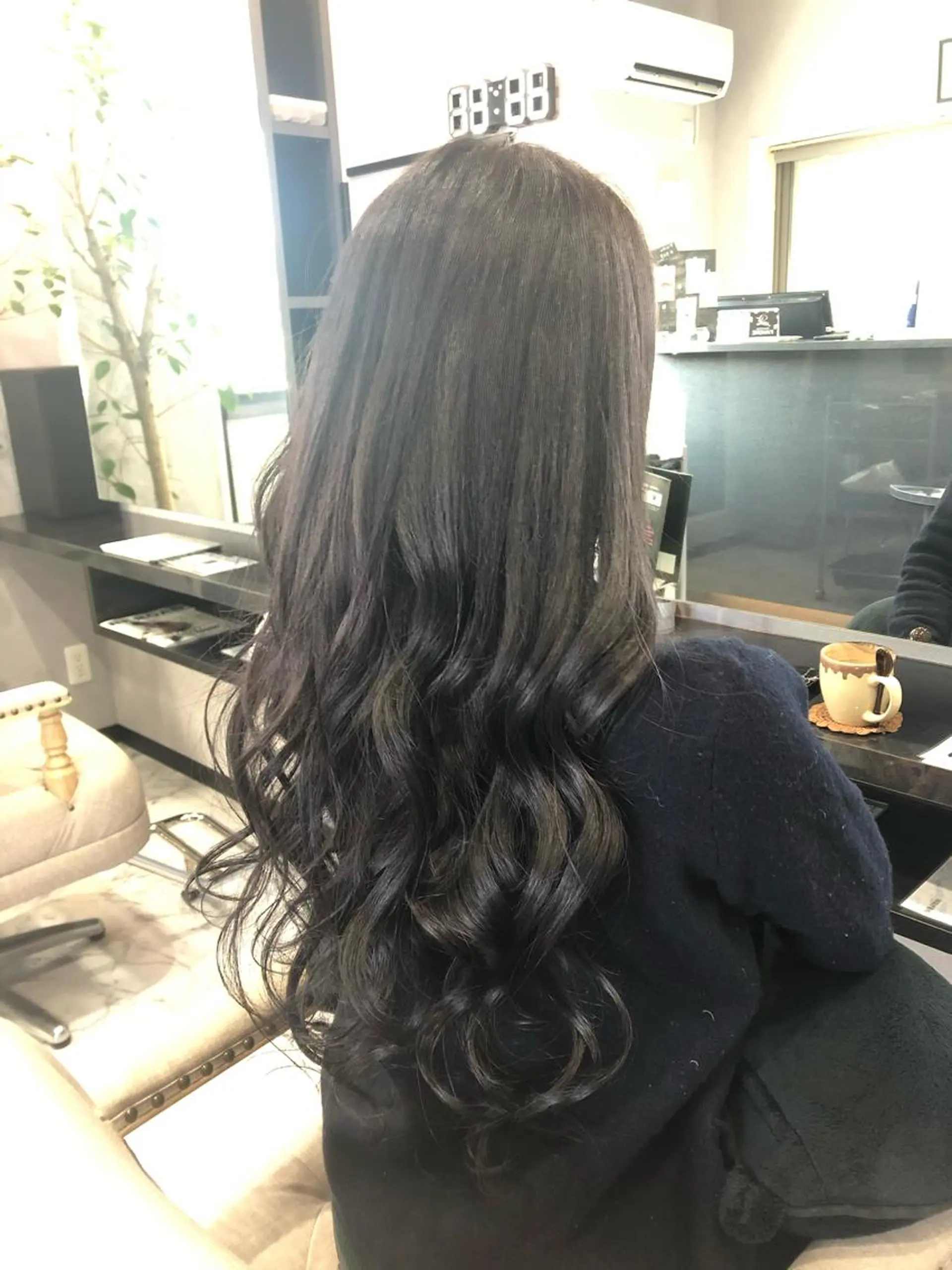 ロング カラー カット ヘアカラー トリートメント FAVORE 【ファヴォーレ】のヘアスタイル