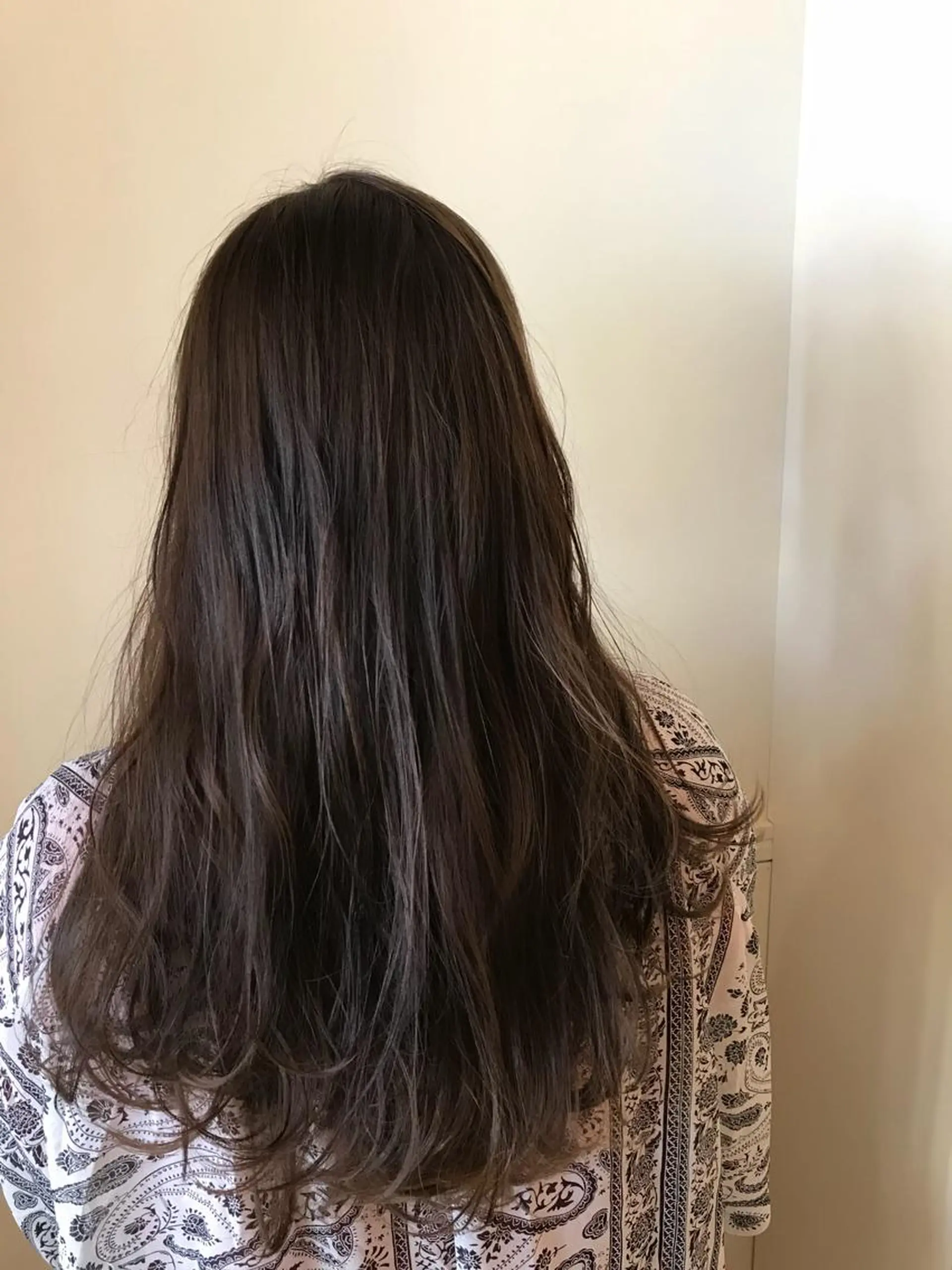 ロング カラー ブルーカラー ブルージュ 透明感カラー レイヤーカット 清水　ちひろ ✄トップスタイリストのヘアスタイル