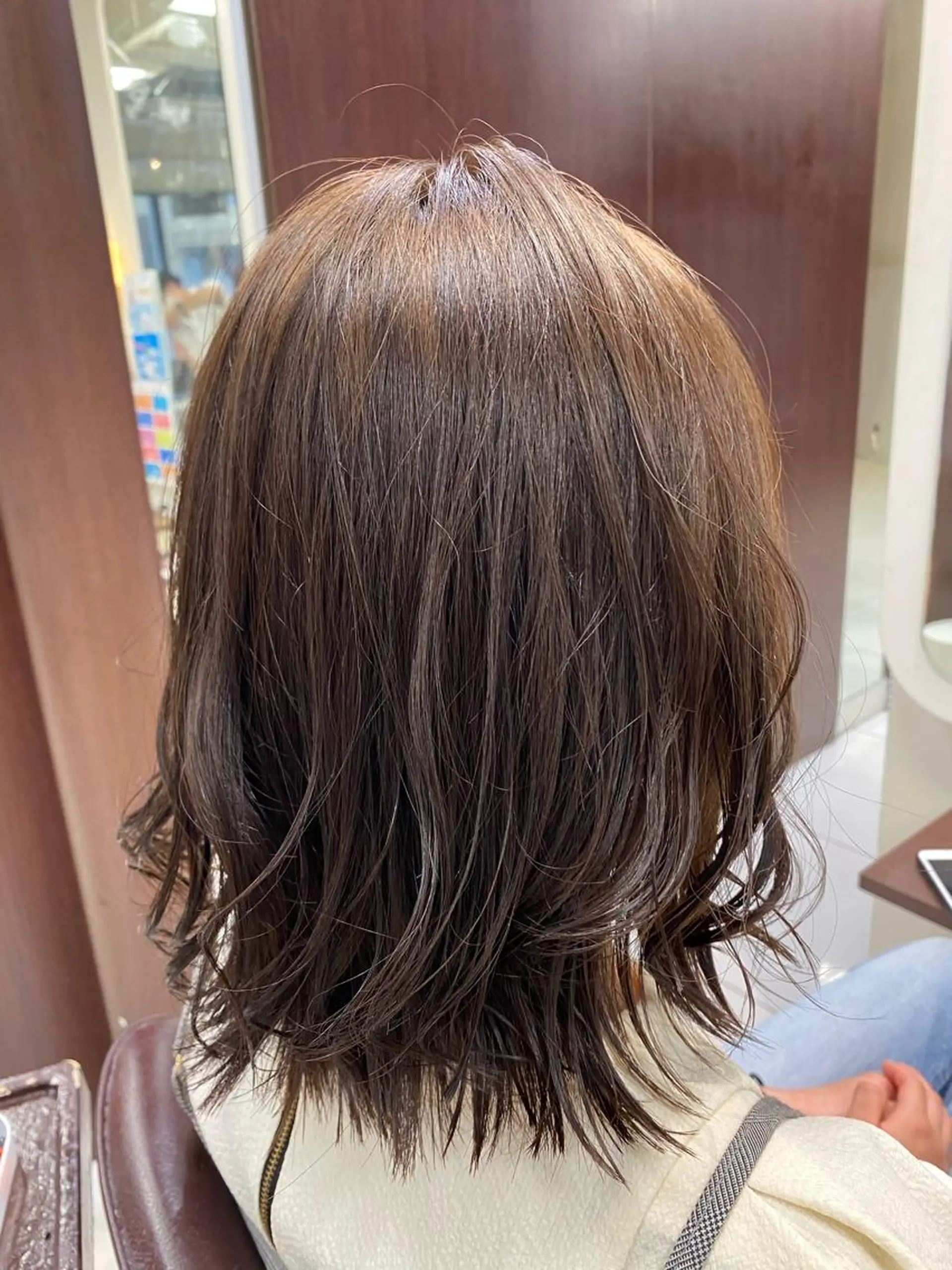 ミディアム 鈴木 明花のヘアスタイル