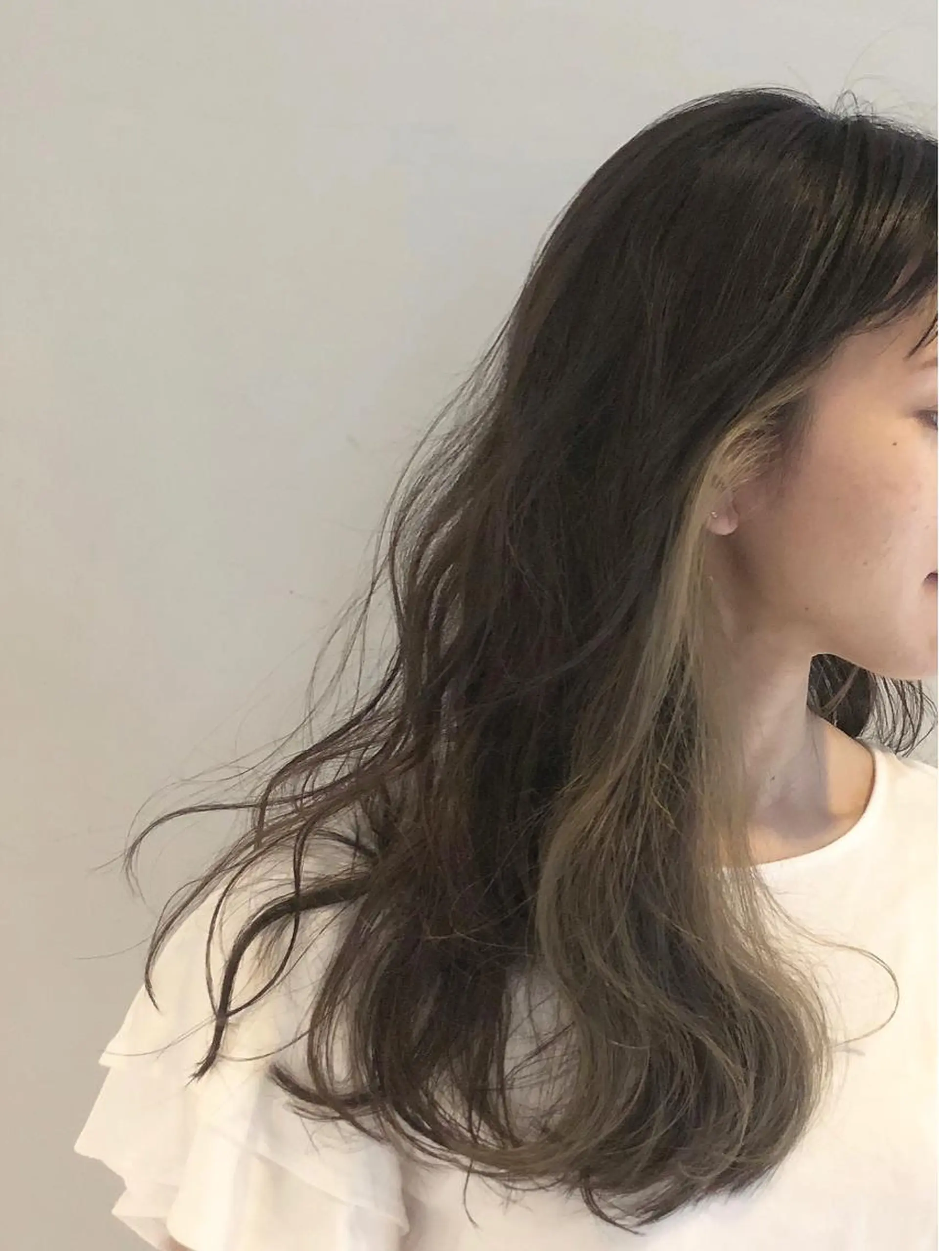カラー 秋山 裕香のヘアスタイル