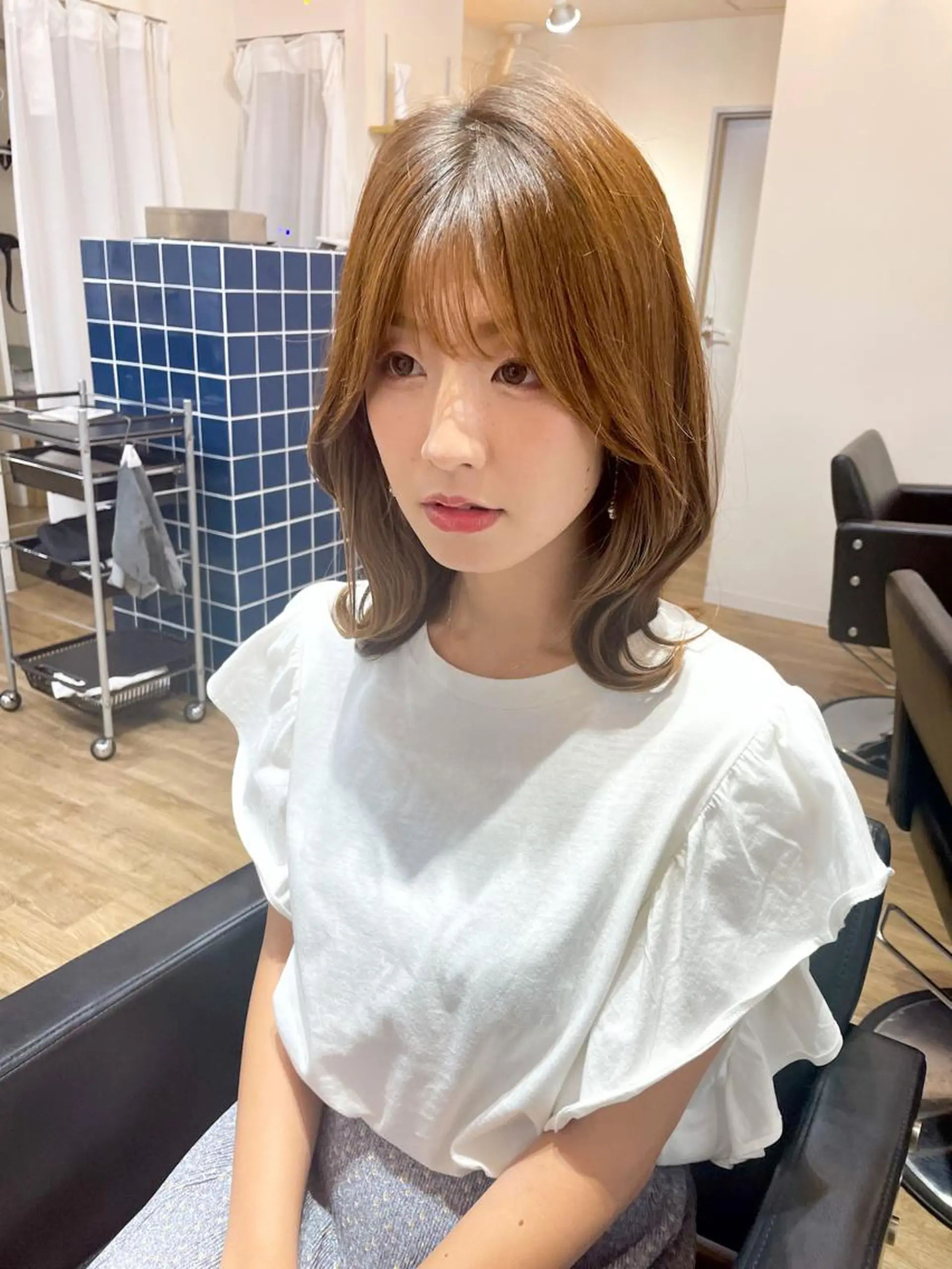 ミディアム ボブ くびれヘア 顔周りカット ハイライト 髪質改善 オリーブカラー 特化　　kaiのヘアスタイル