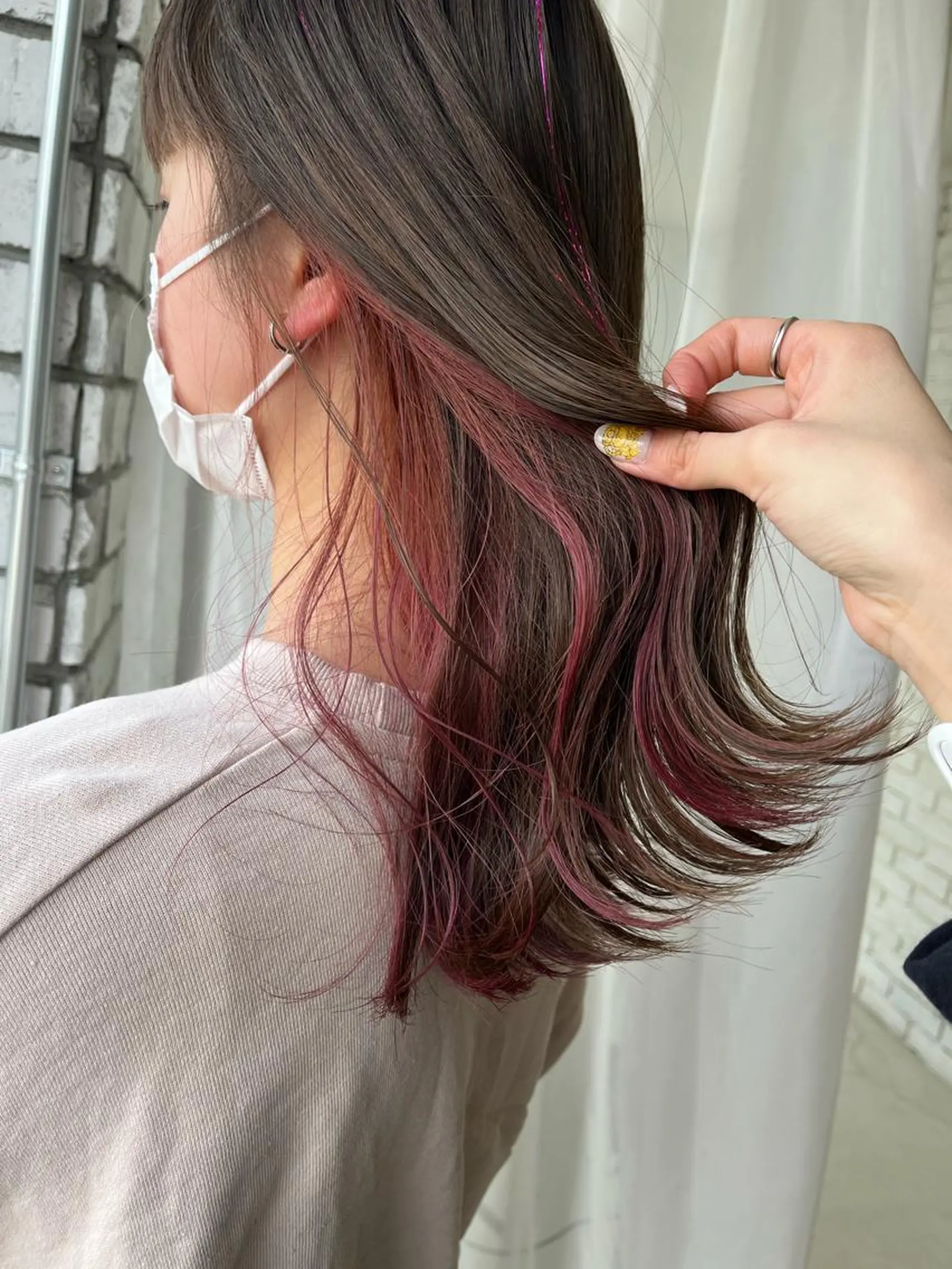 ロング ヘアカラー トリートメント u n aのヘアスタイル
