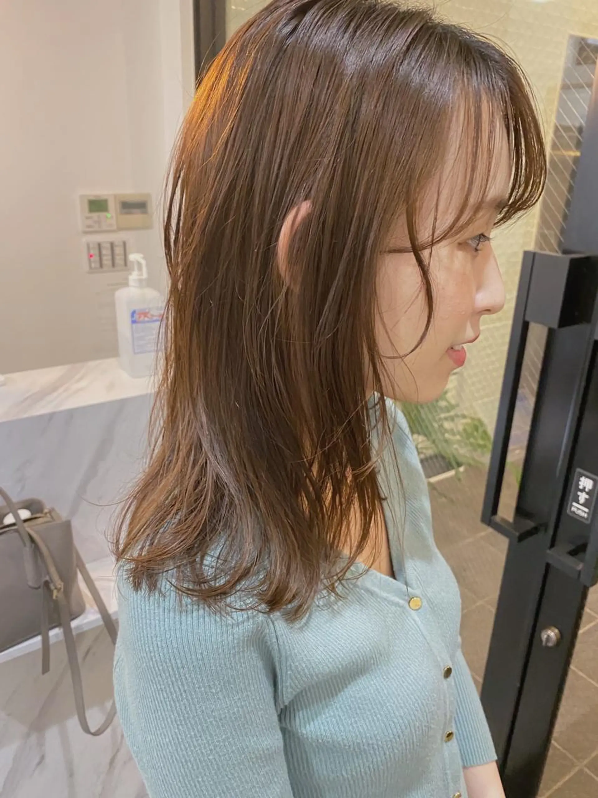 ミディアム カラー パーマ ヘアアレンジ キッズ ネイル マツエク・マツパ レイヤーカット カット umu.［韓国ヘア /ダウンパーマ］のヘアスタイル