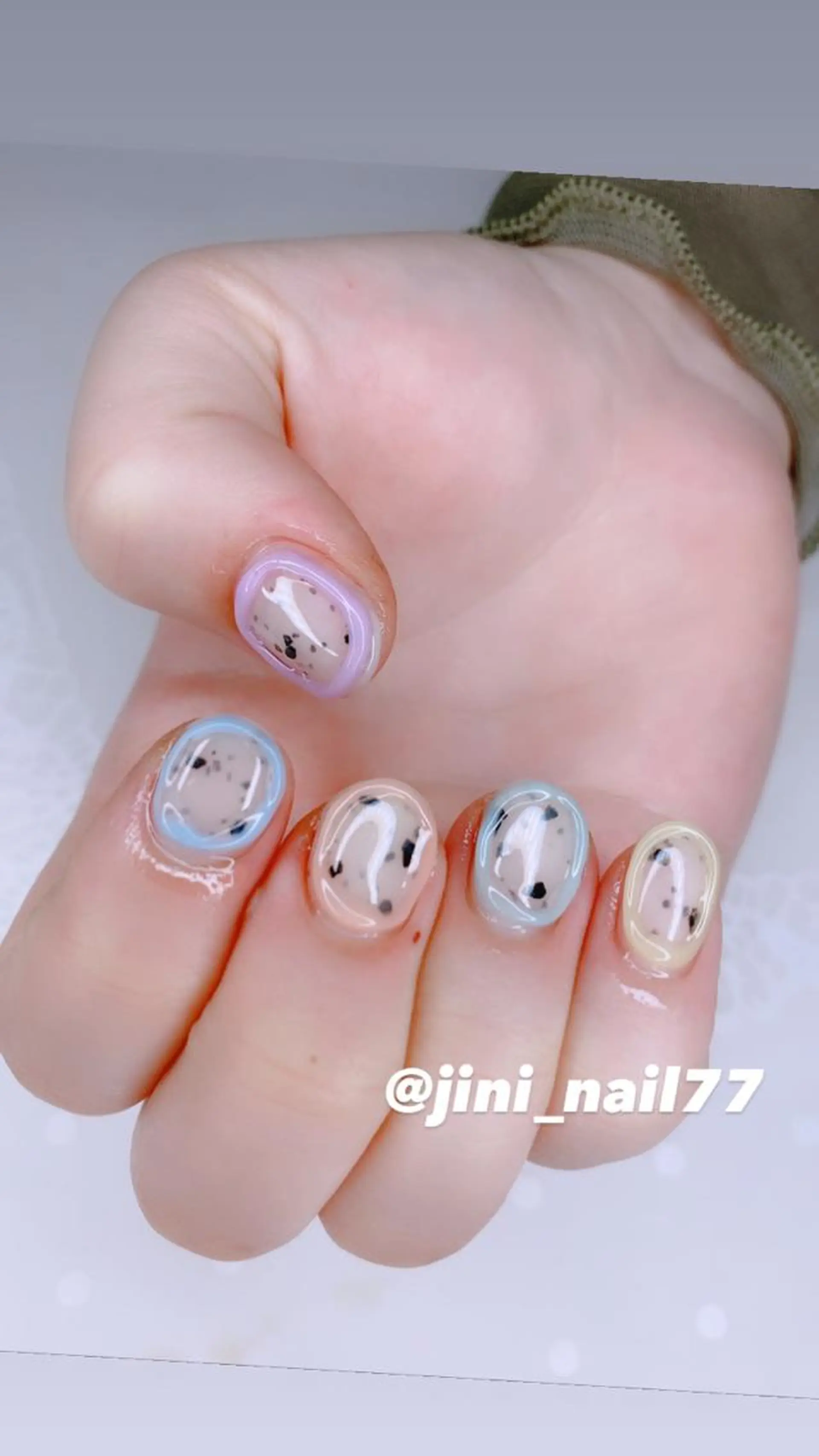 ネイル ハンドネイル JINI NAIL所属・ジニ ネイルのネイルデザイン