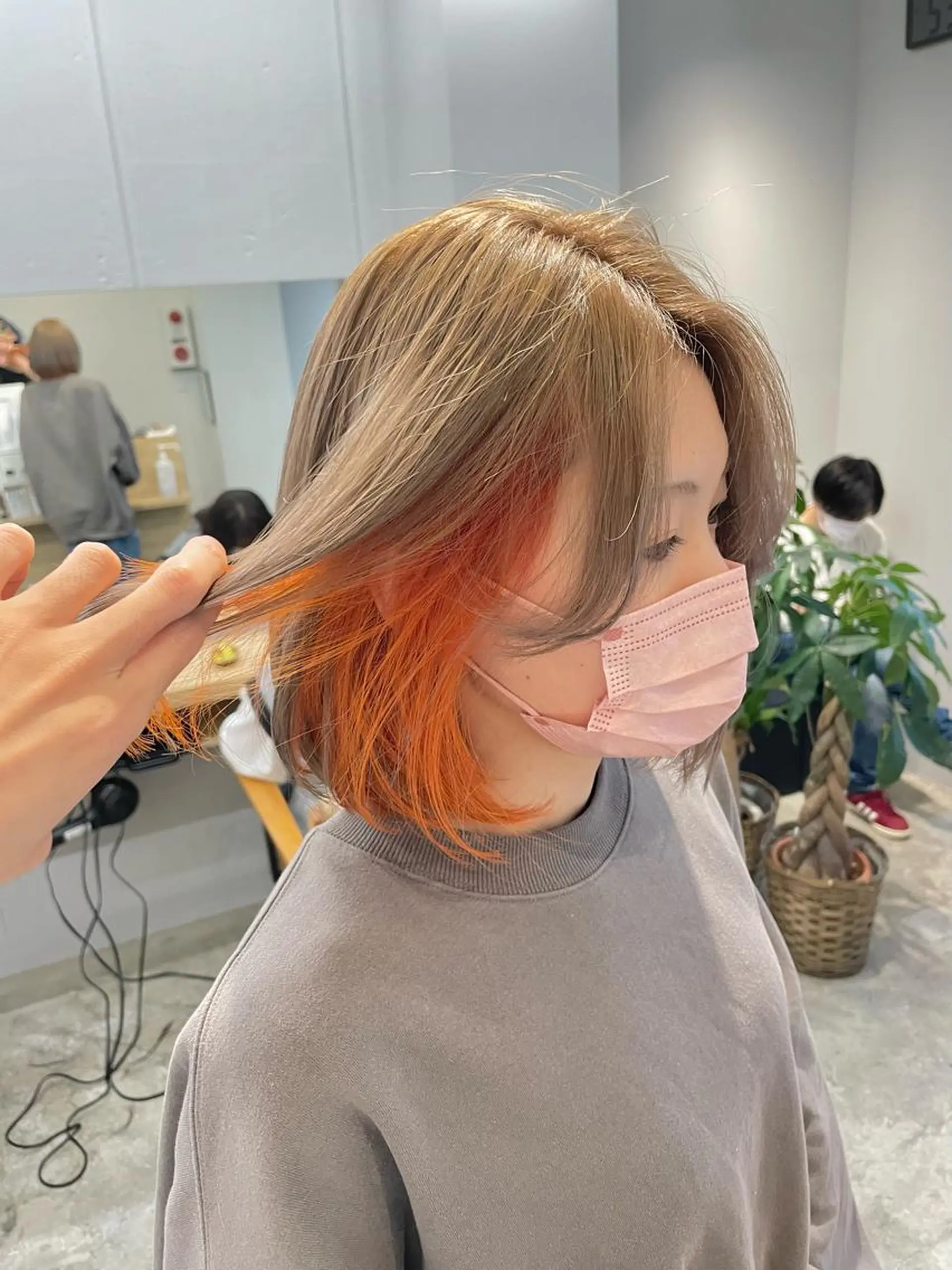 ミディアム ヘアカラー SAEKI【ior 】北千住店ブリーチのヘアスタイル