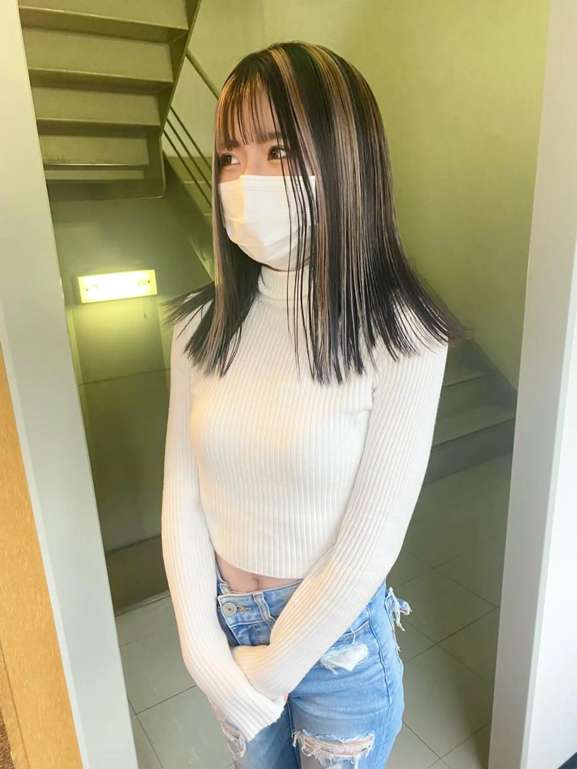 ミディアム カラー パーマ ヘアアレンジ 髪と音処　マトぺ所属・デザインカラー/ボブ ブリーチカラー/ユリのヘアスタイル