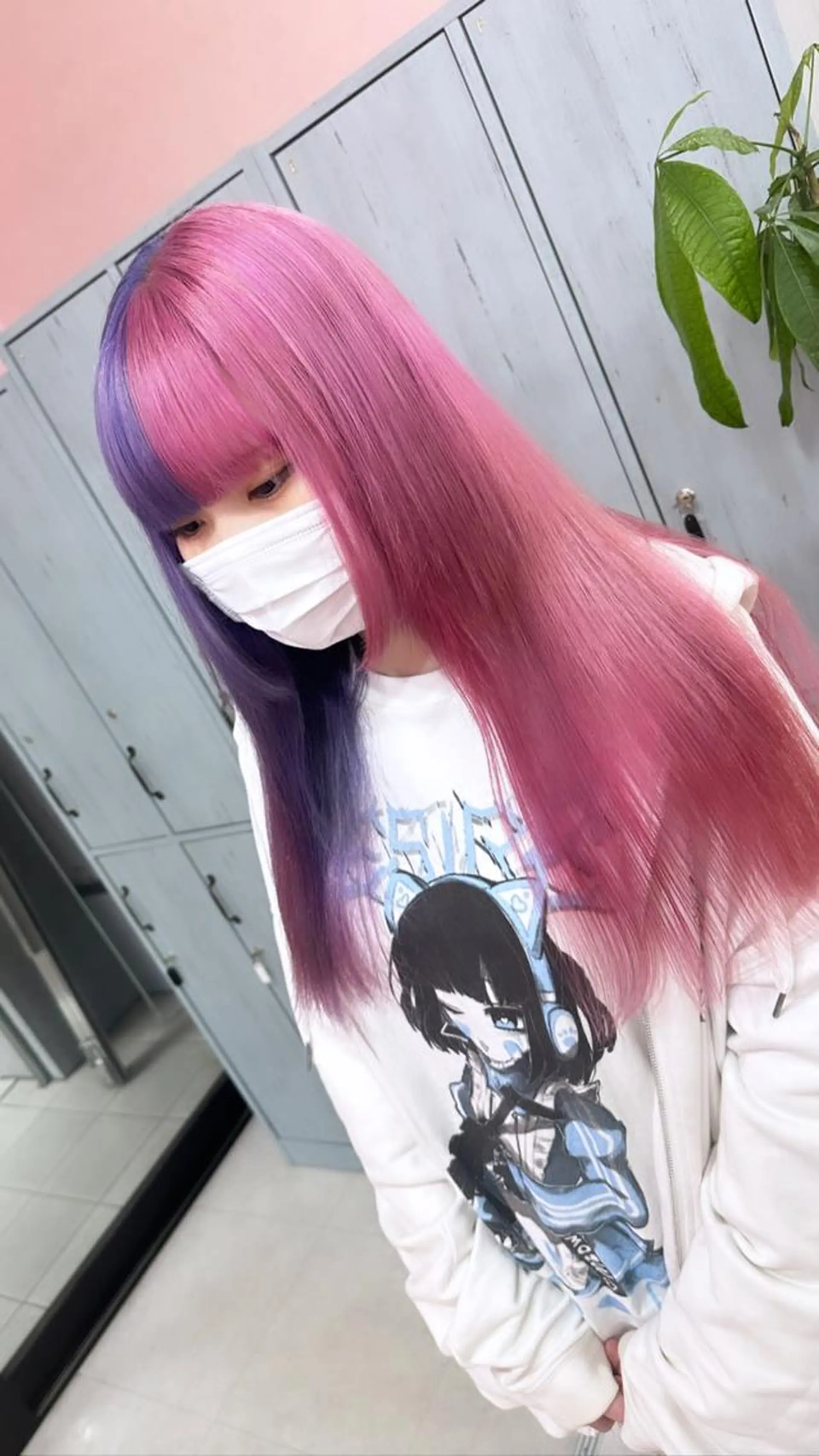 ロング カラー アッシュ アッシュグレー アッシュグレージュ バレイヤージュ ミストバング ヘアカラー トリートメント ブリーチ人気No.1 MANATO🎨🌈のヘアスタイル