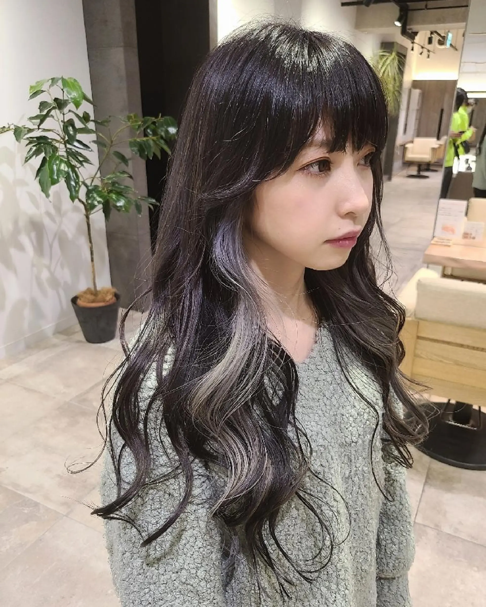 ロング カラー 佐々木 美玖のヘアスタイル