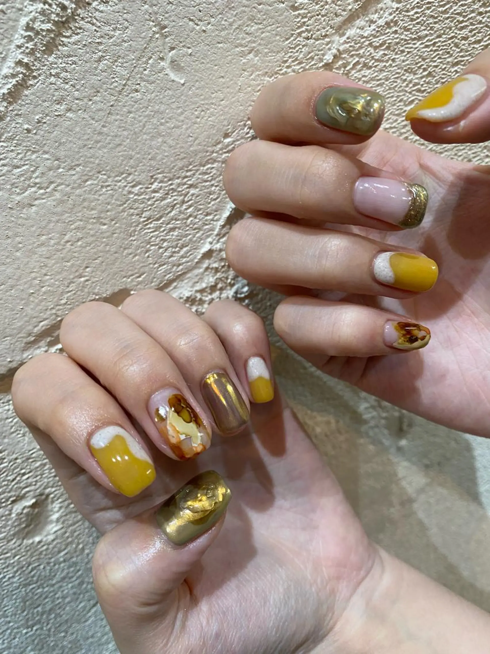 ネイル 黄色 ハンドネイル nable.所属・栗林 実莉のネイルデザイン