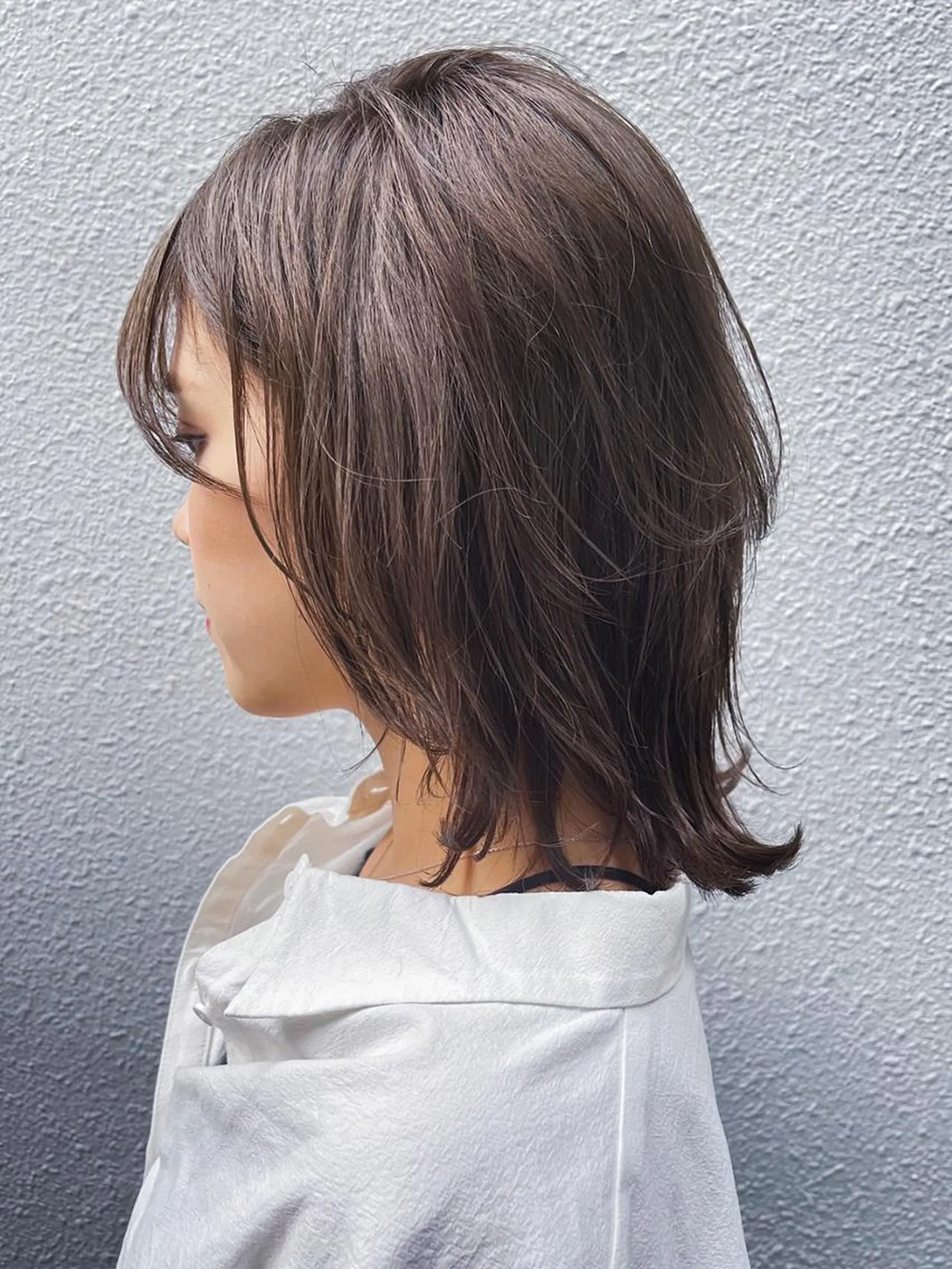 ミディアム カラー レイヤーカット ウルフカット ウルフレイヤー カット ヘアカラー トリートメント ITbyALBUM 中野店のヘアスタイル