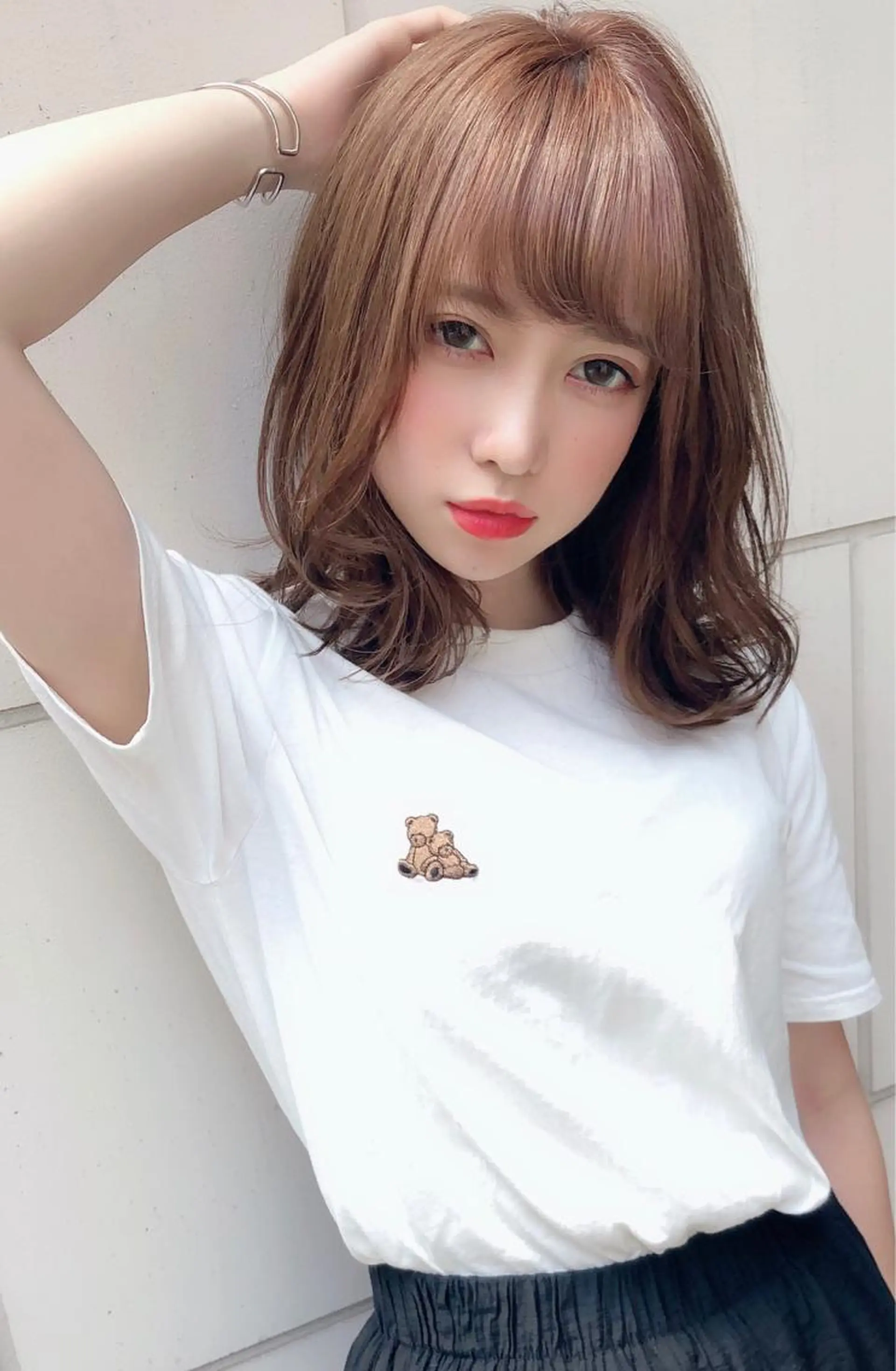 ミディアム レイヤーカット 外ハネヘア カット ヘアセット 山本翔一郎 韓国顔周りレイヤーのヘアスタイル